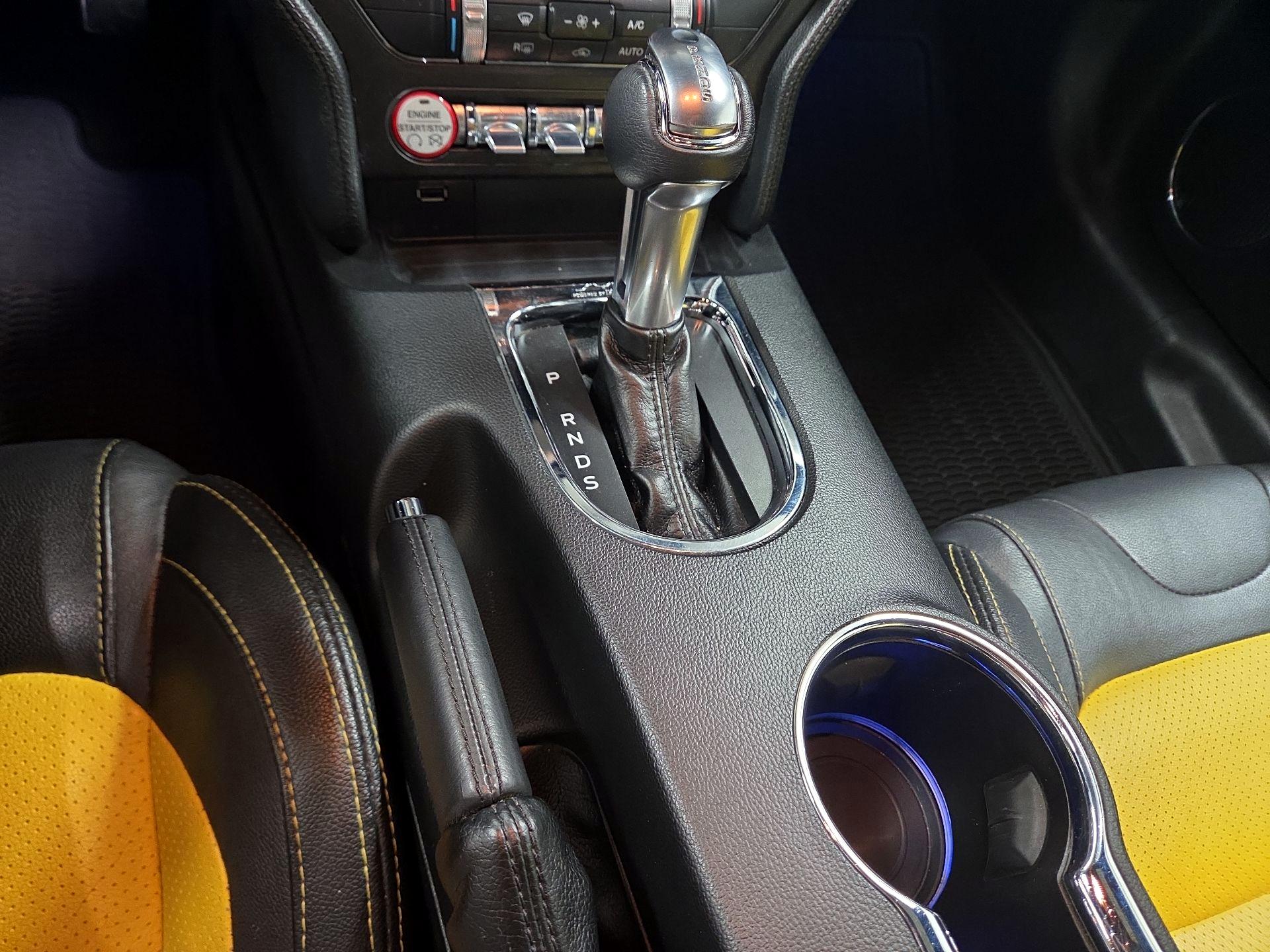 Thumbnail: 2015 Ford Mustang - 15