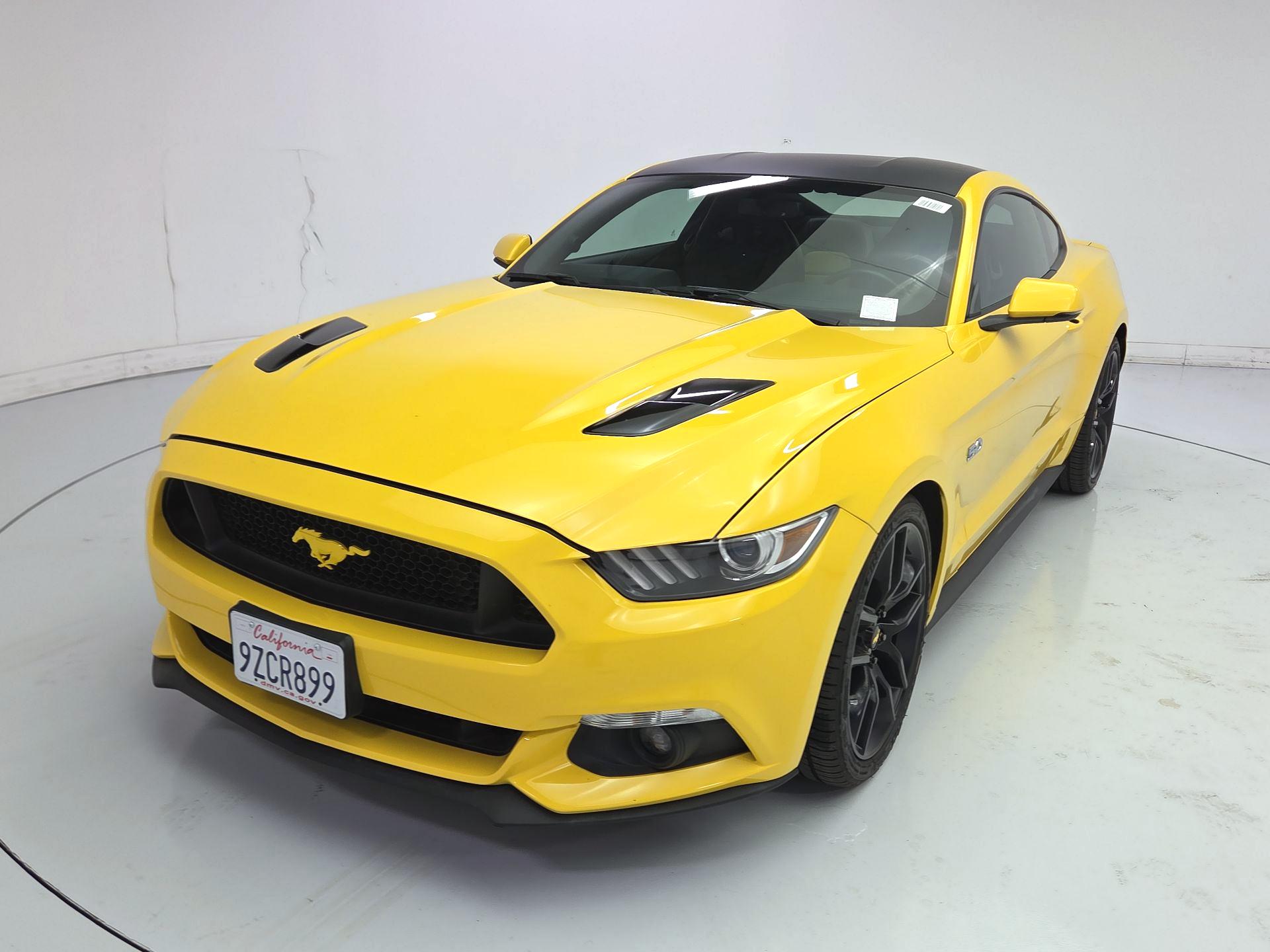 Thumbnail: 2015 Ford Mustang - 3