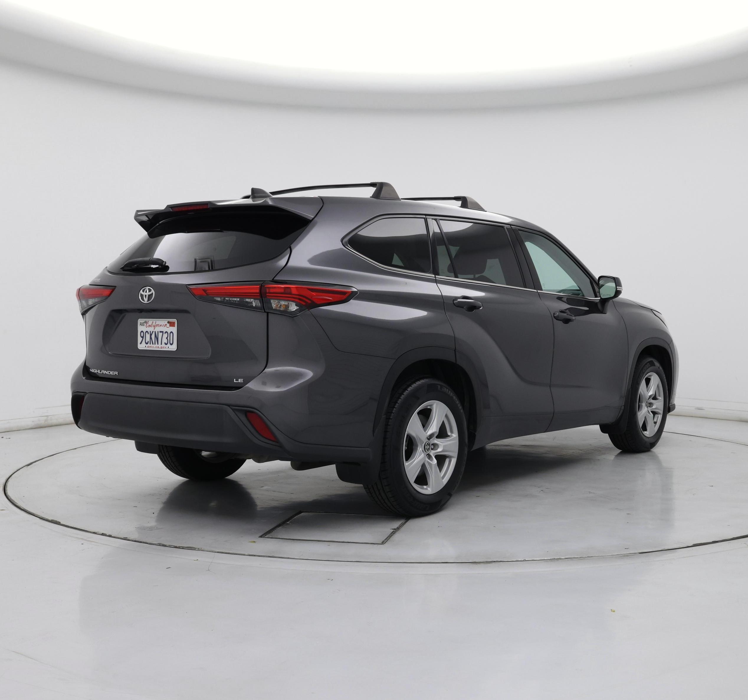 Thumbnail: 2022 Toyota Highlander - 8