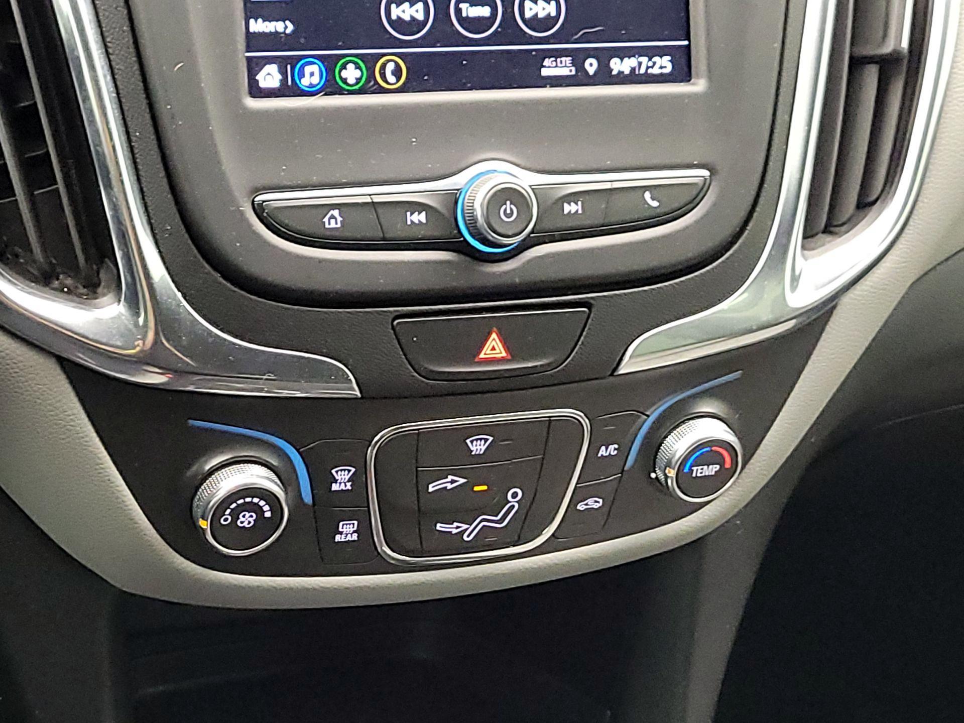 Thumbnail: 2021 Chevrolet Equinox - 16