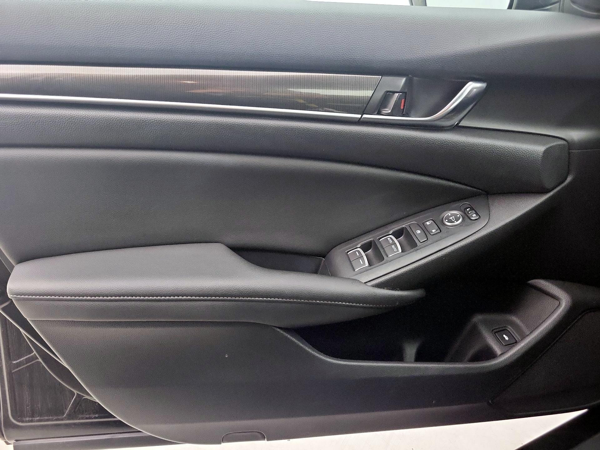 Thumbnail: 2020 Honda Accord - 12