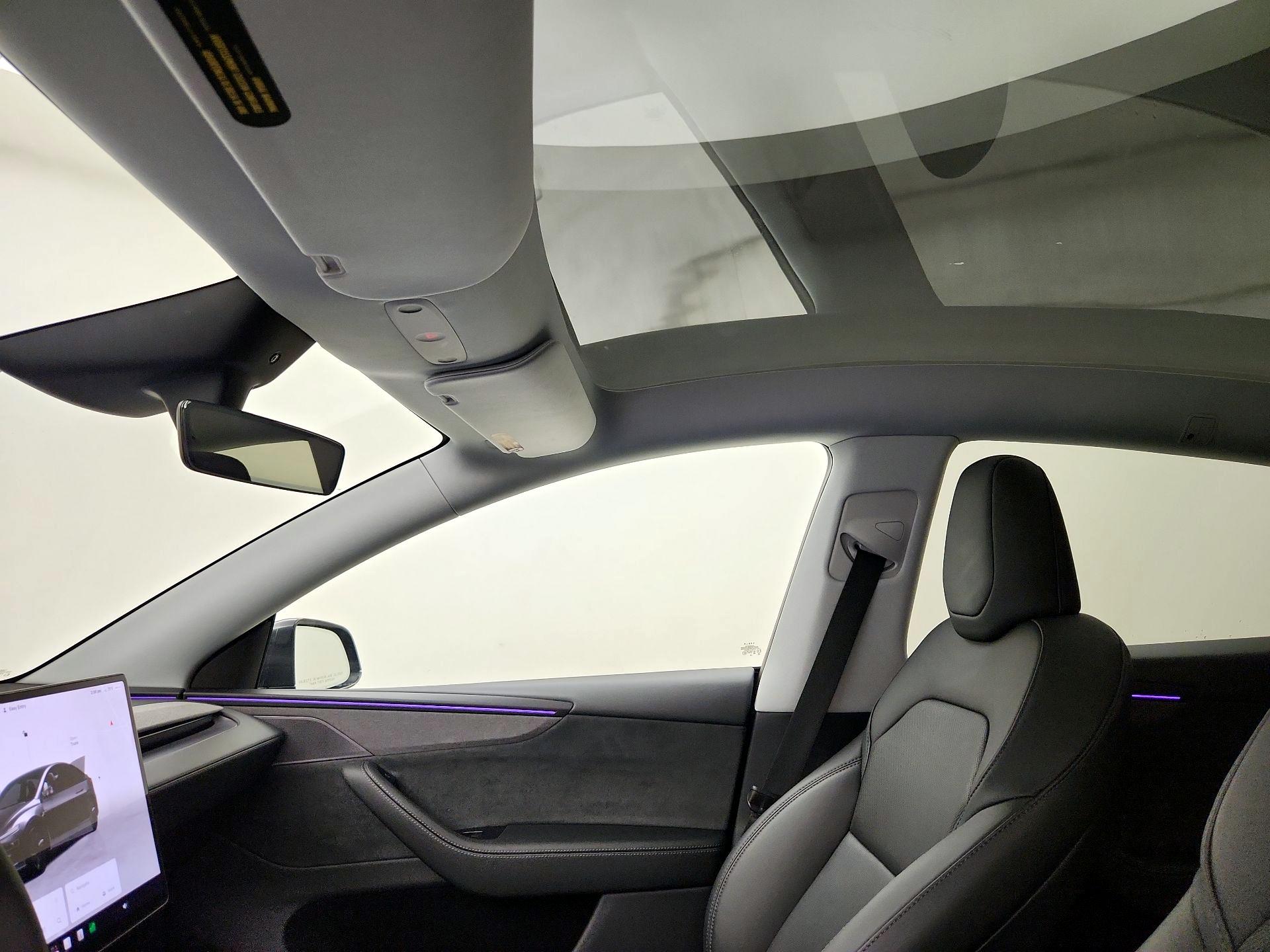 Thumbnail: 2026 Tesla Model Y - 19