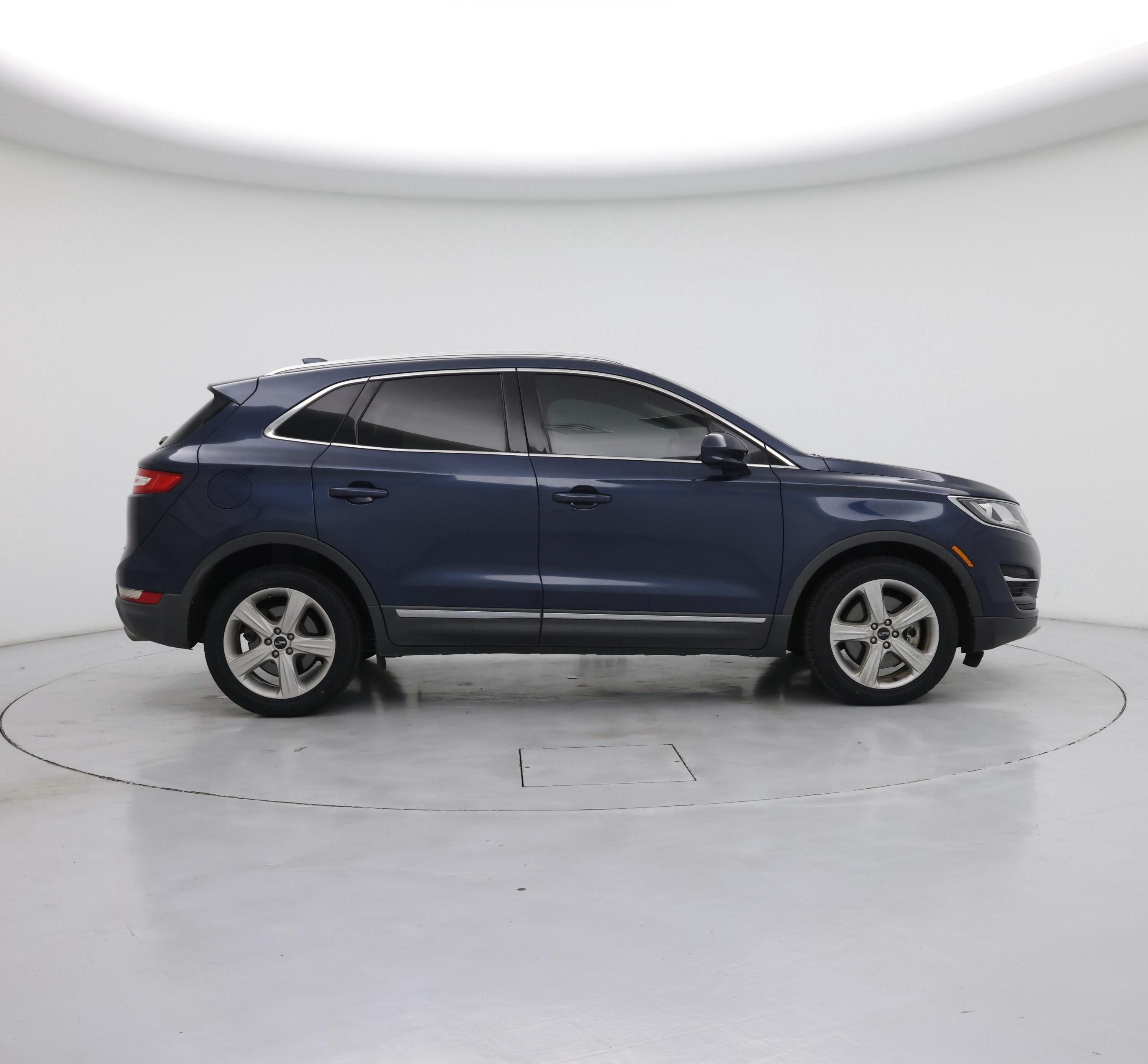 Thumbnail: 2017 Lincoln MKC - 7