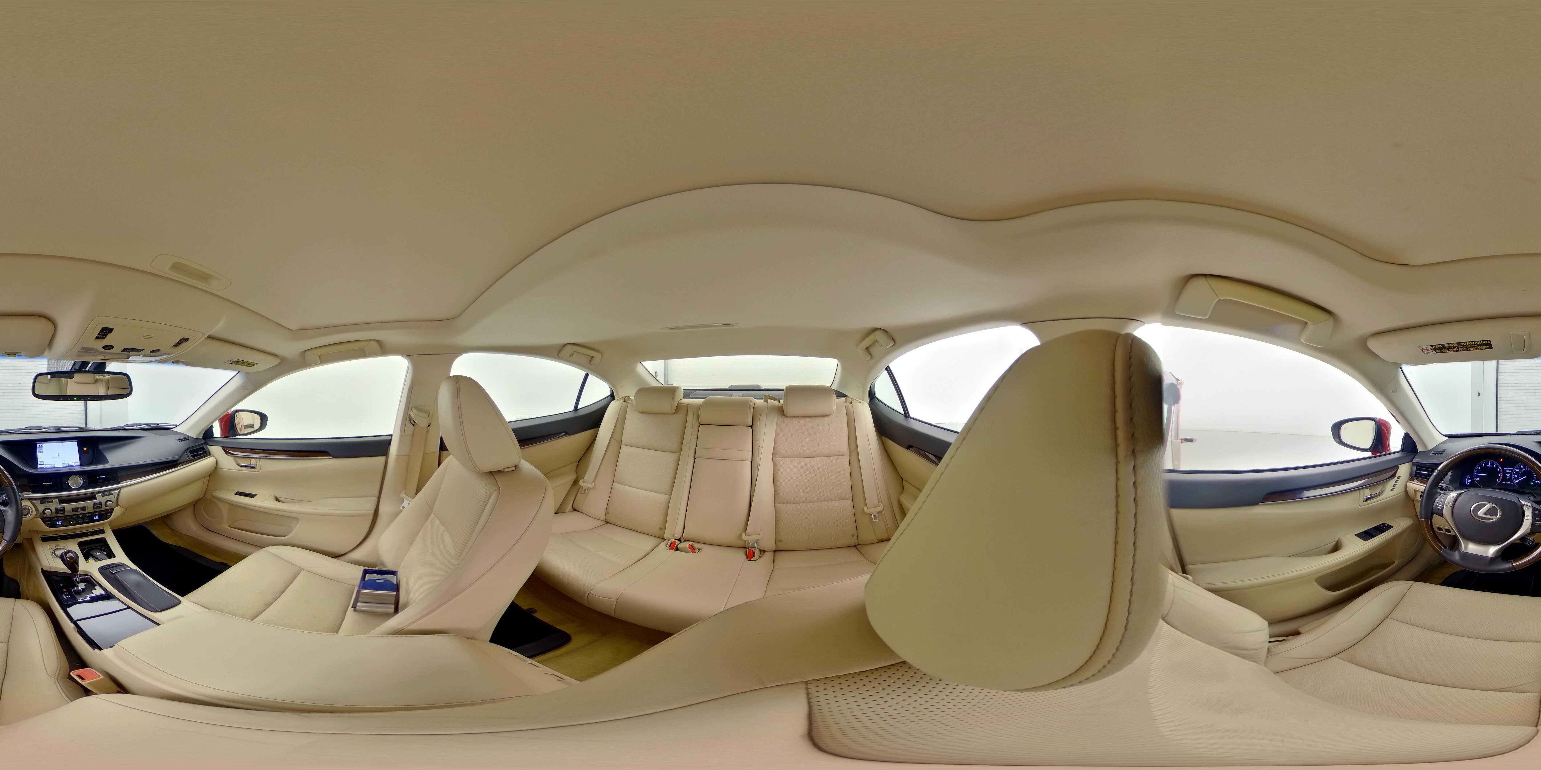 2014 Lexus ES 350 - Photo 28