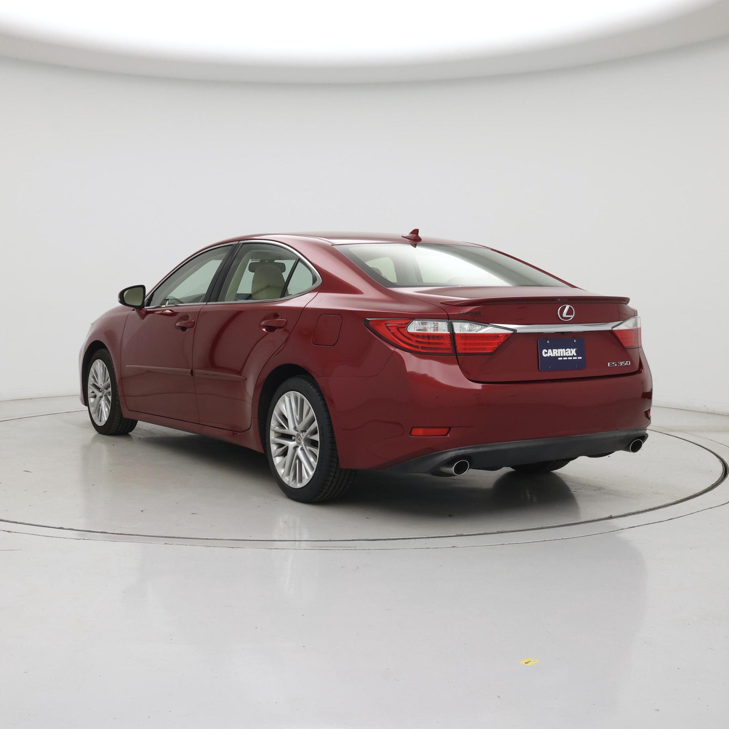 Thumbnail: 2014 Lexus ES - 2