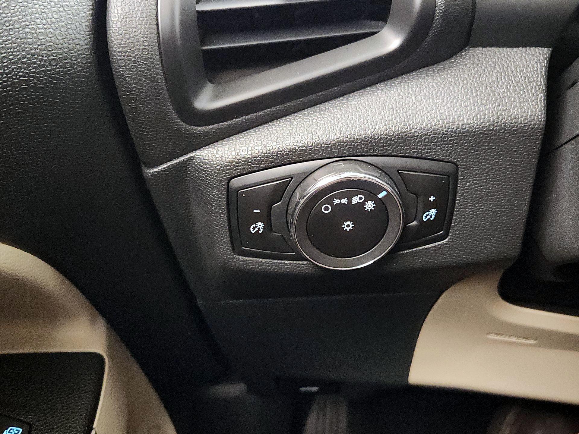 Thumbnail: 2019 Ford EcoSport - 13