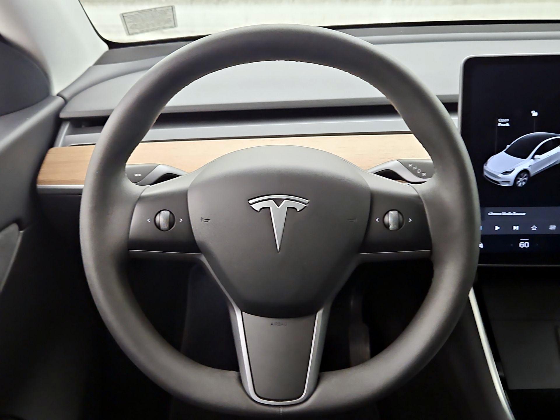 Thumbnail: 2021 Tesla Model Y - 10