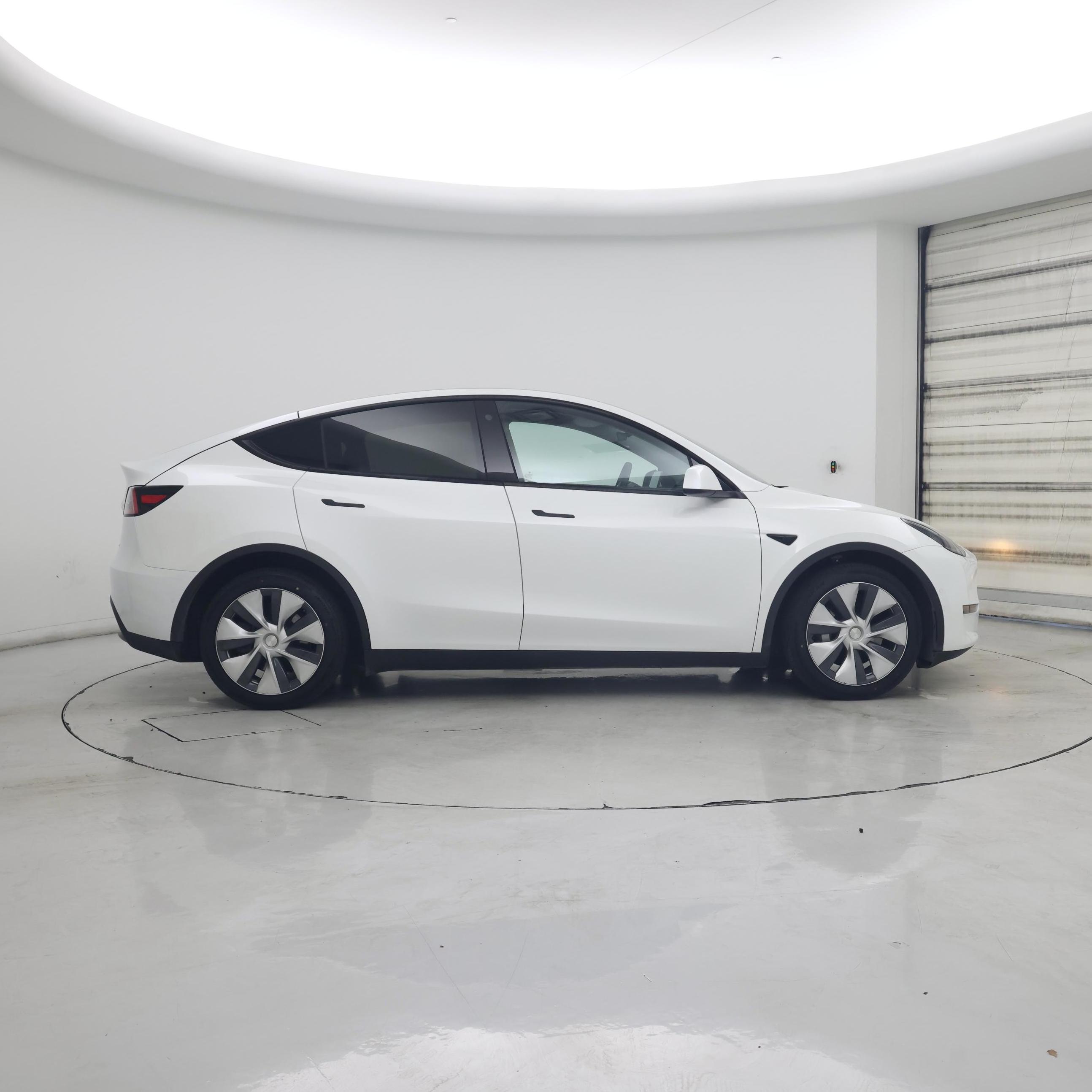 Thumbnail: 2021 Tesla Model Y - 7