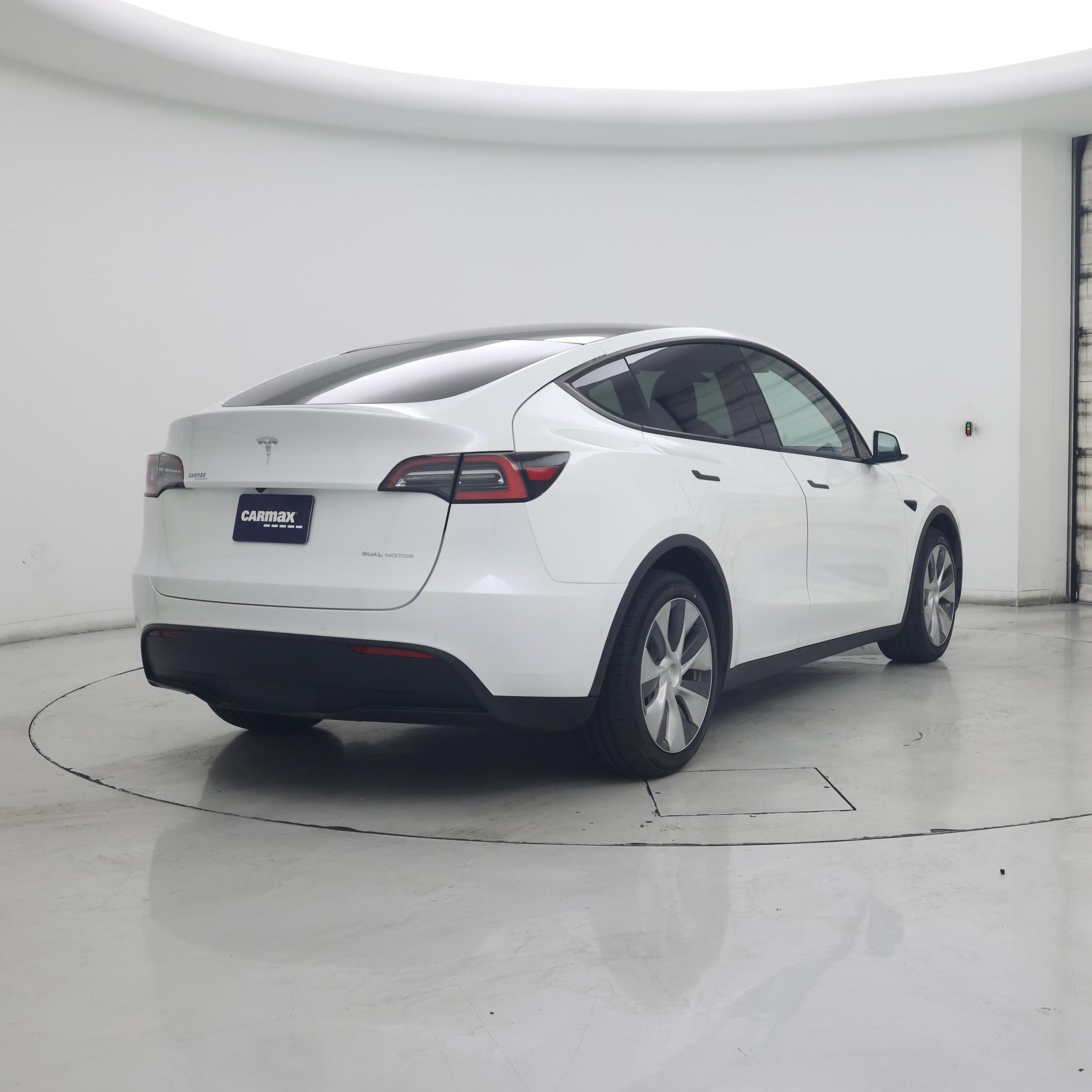 Thumbnail: 2021 Tesla Model Y - 8
