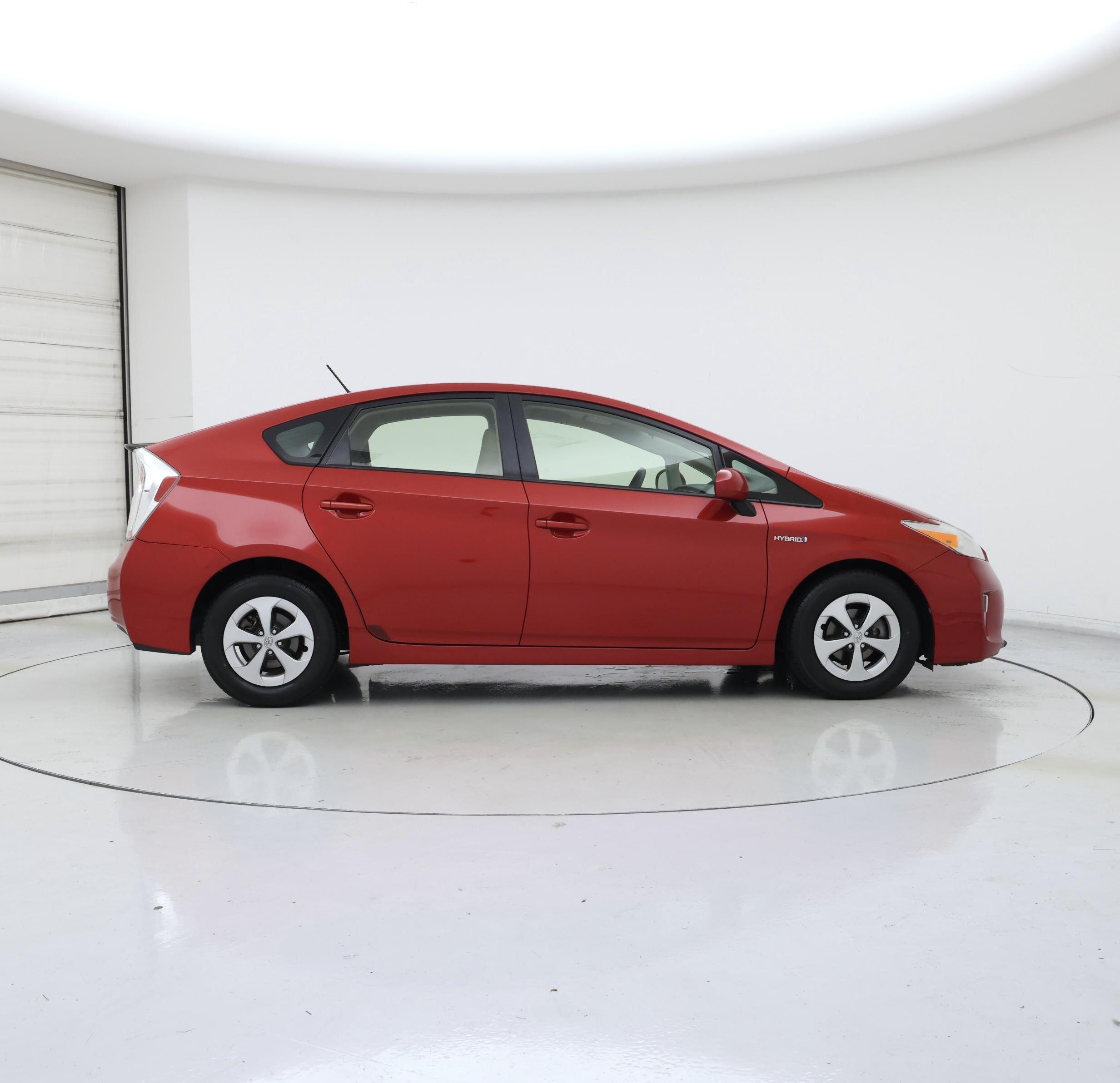 Thumbnail: 2014 Toyota Prius - 7