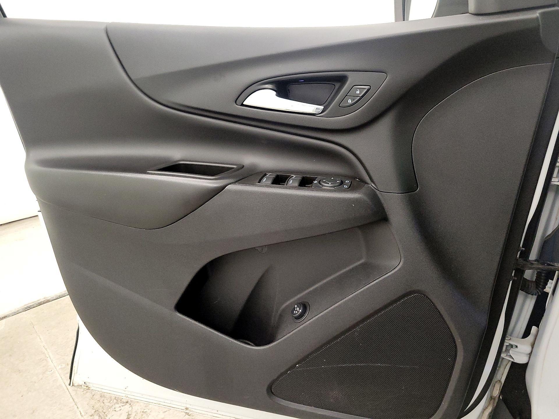Thumbnail: 2021 Chevrolet Equinox - 12