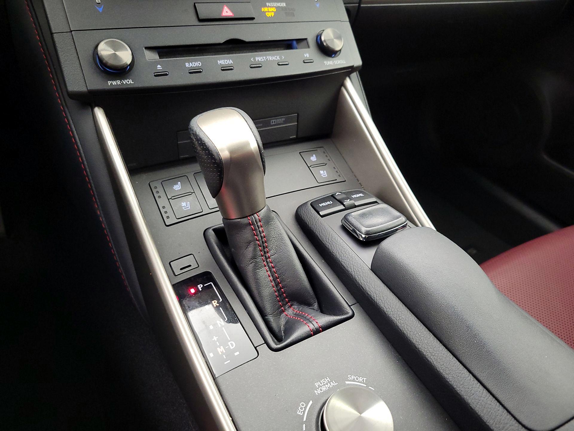 Thumbnail: 2016 Lexus IS - 16