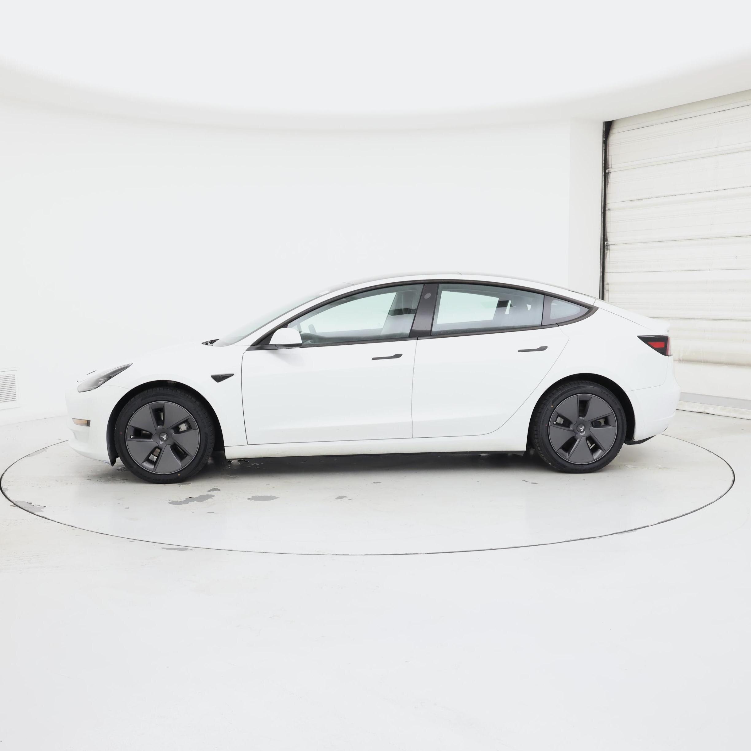 Thumbnail: 2023 Tesla Model 3 - 3