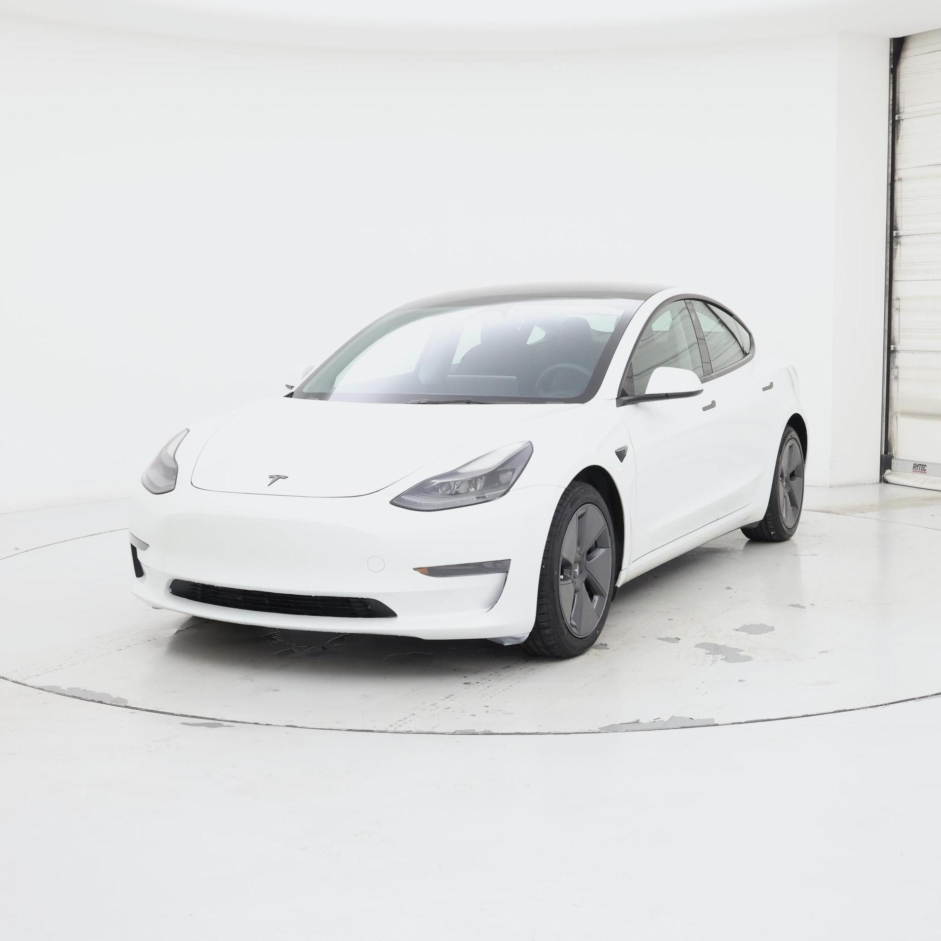 Thumbnail: 2023 Tesla Model 3 - 4