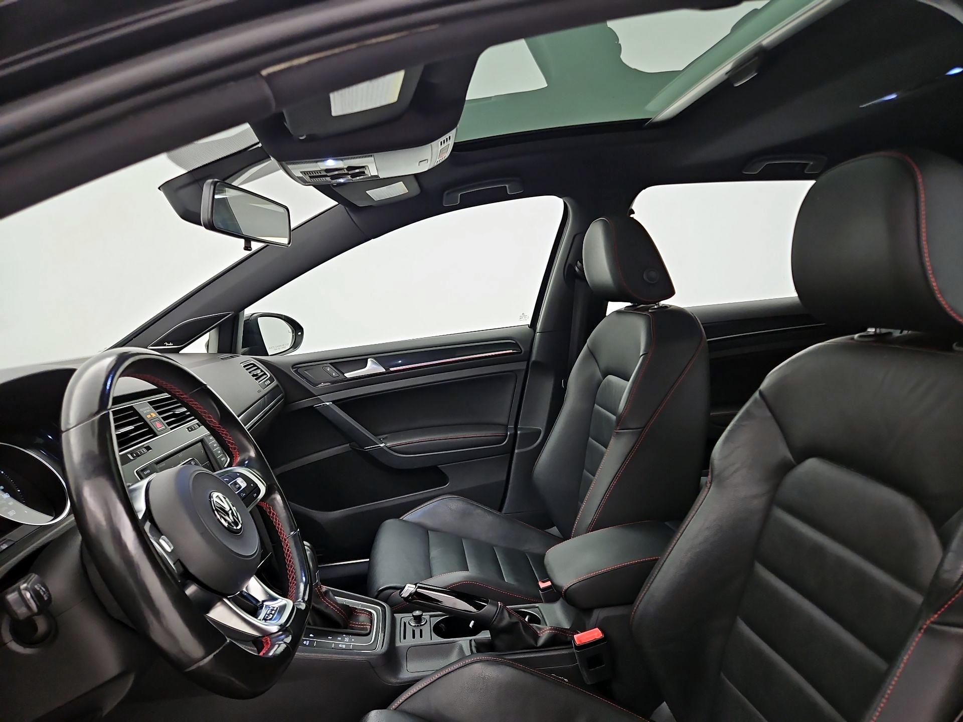 Thumbnail: 2017 Volkswagen Golf - 19