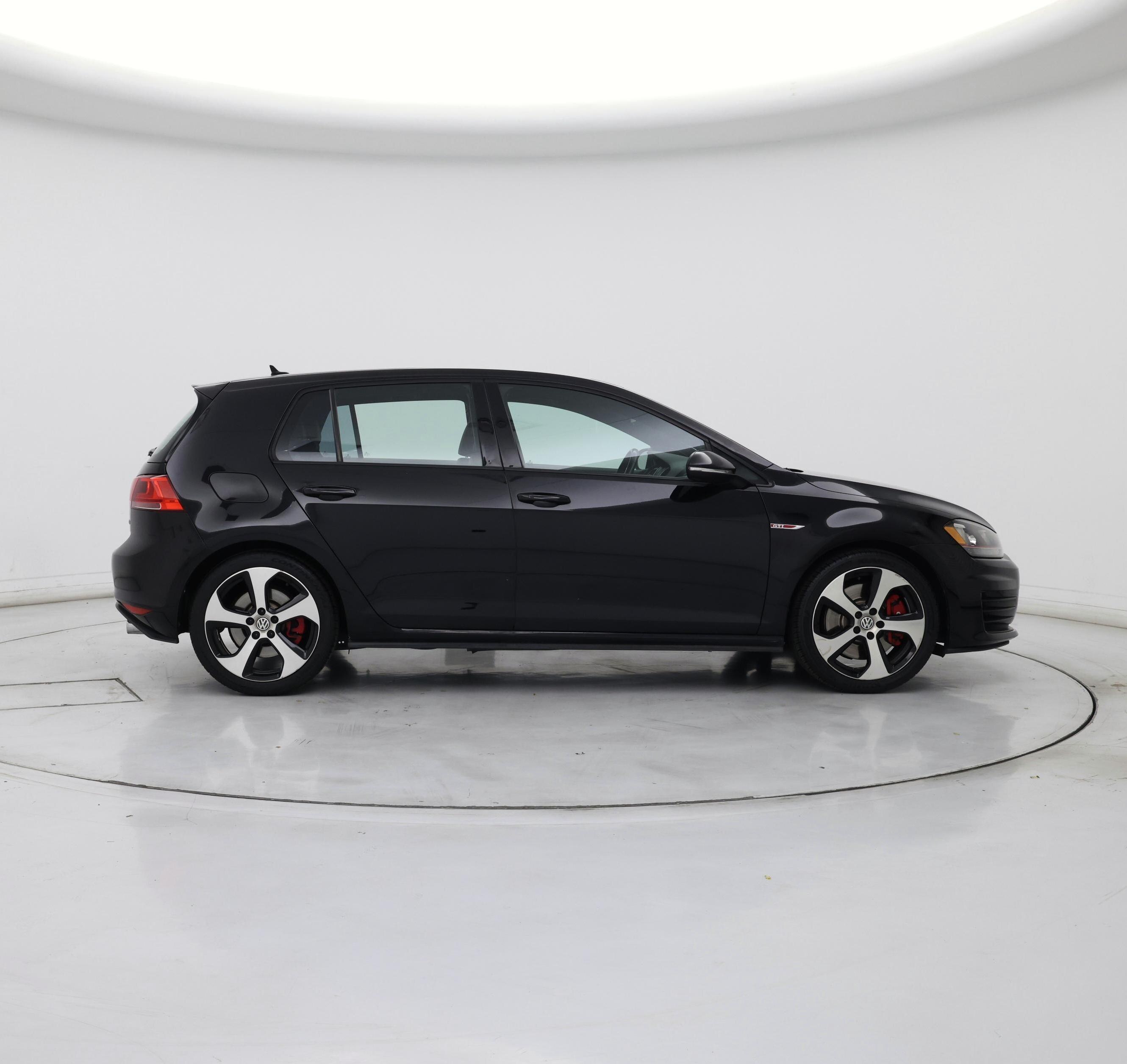Thumbnail: 2017 Volkswagen Golf - 7