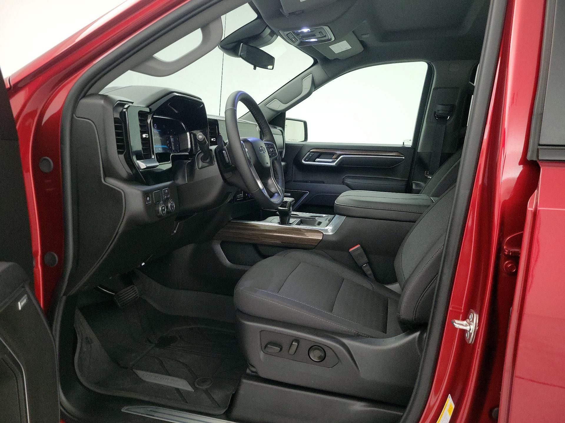 Thumbnail: 2026 Chevrolet Silverado 1500 - 11