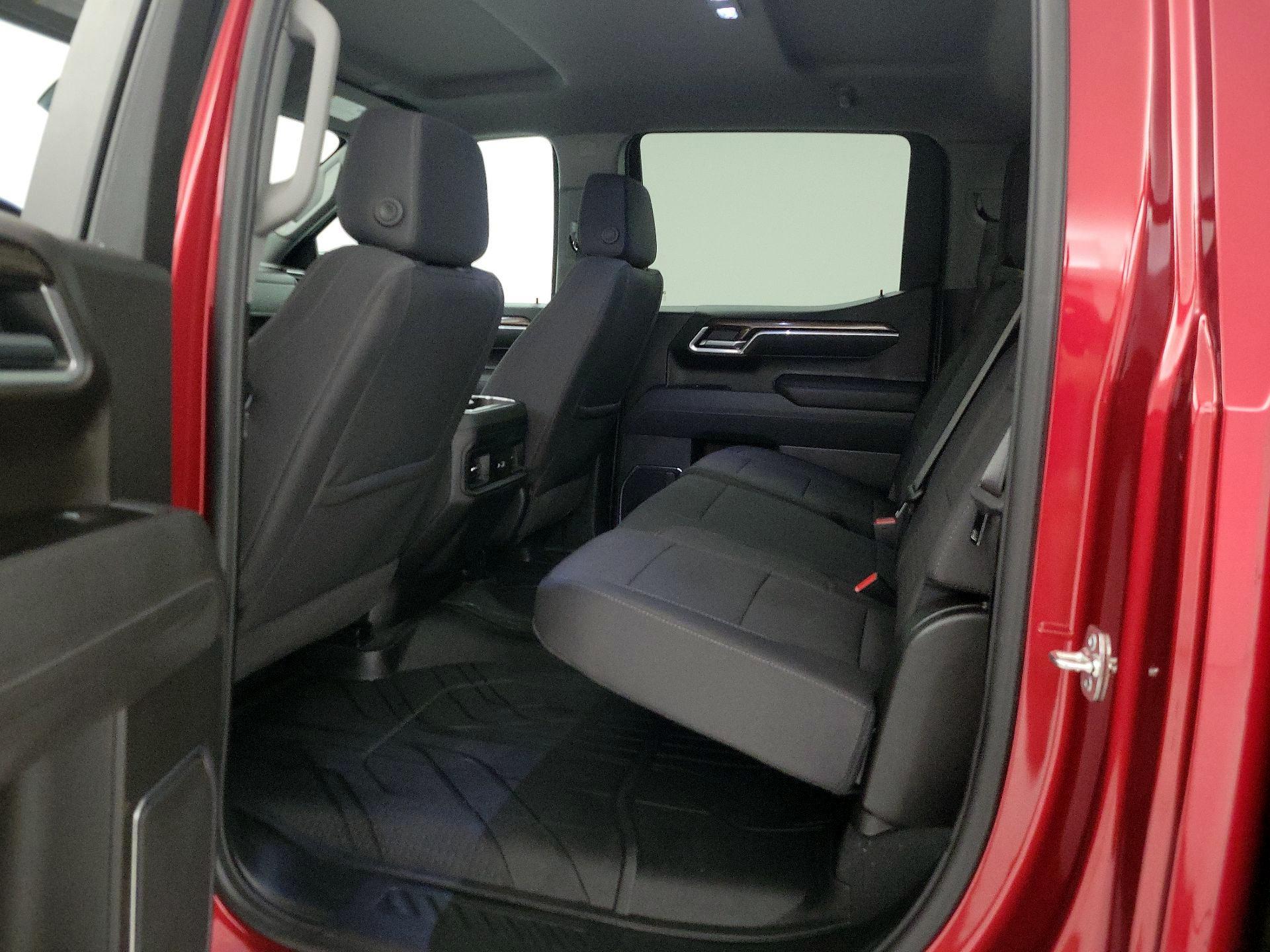 Thumbnail: 2026 Chevrolet Silverado 1500 - 20