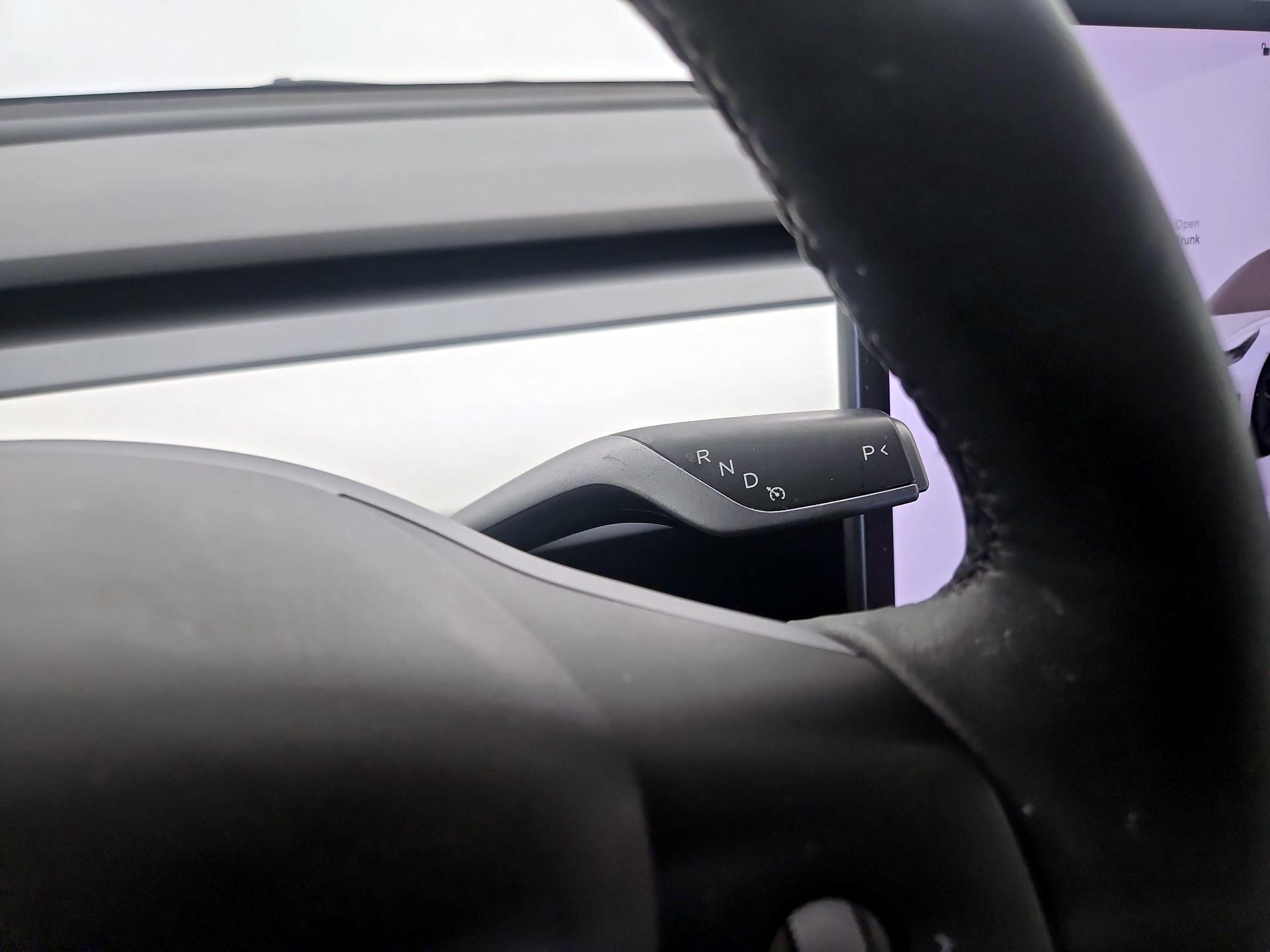 Thumbnail: 2023 Tesla Model 3 - 16