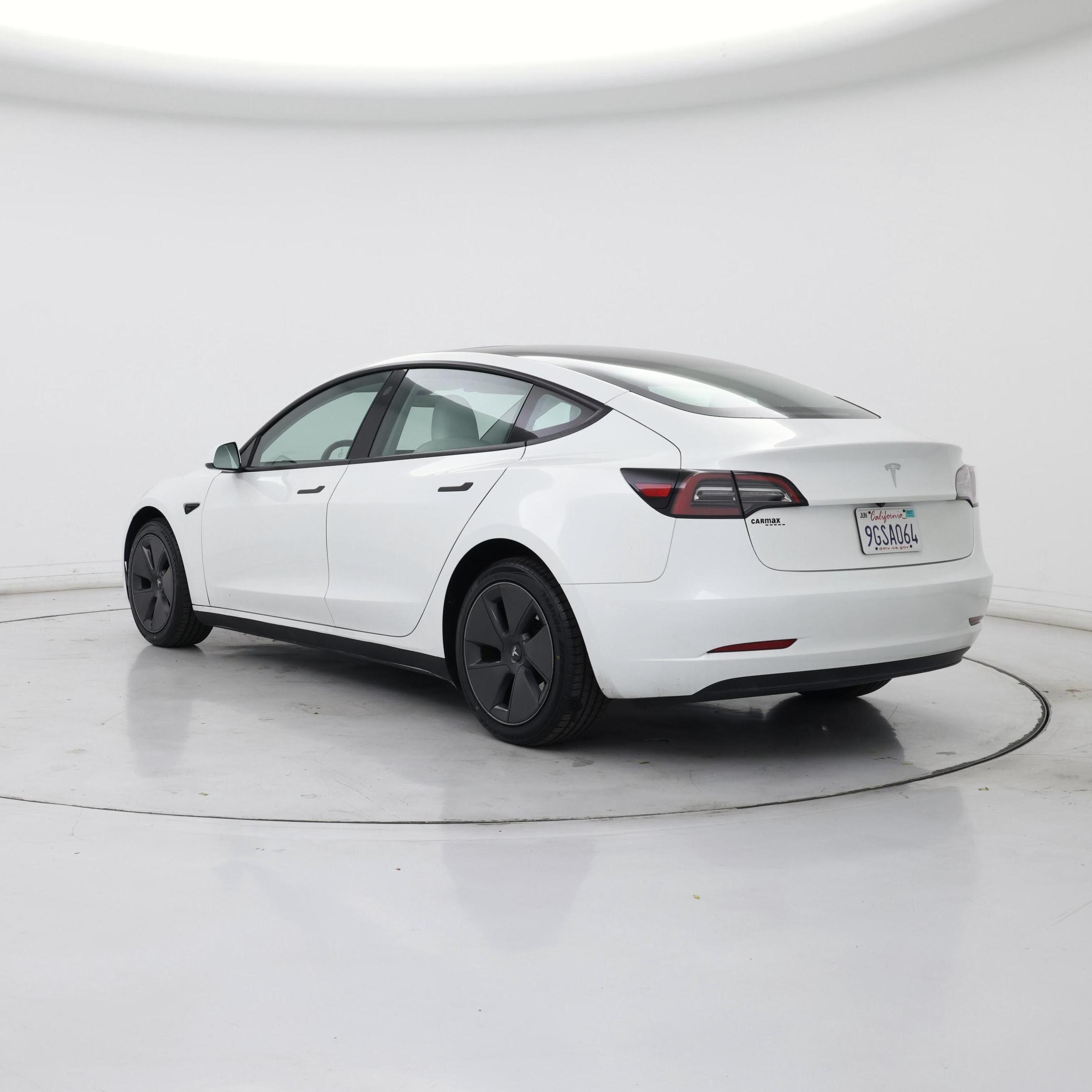 Thumbnail: 2023 Tesla Model 3 - 2