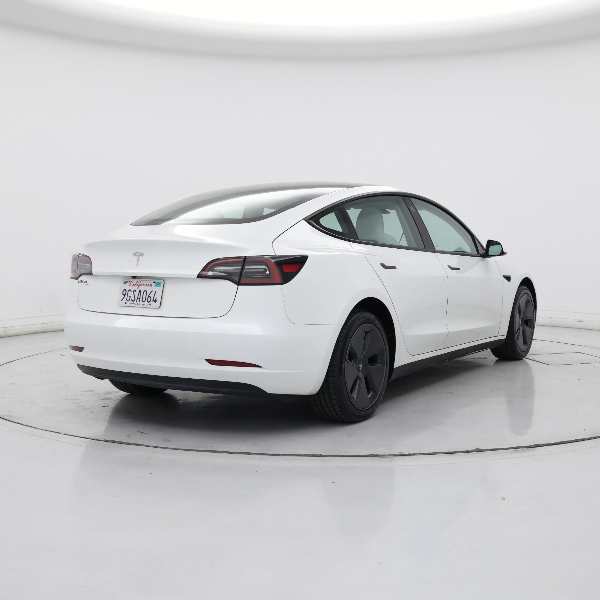 Thumbnail: 2023 Tesla Model 3 - 8