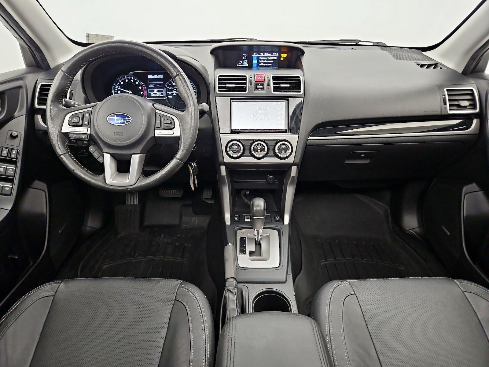 2017 Subaru Forester Limited - Photo 10