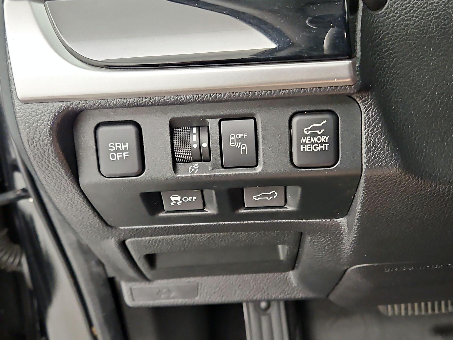 Thumbnail: 2017 Subaru Forester - 13