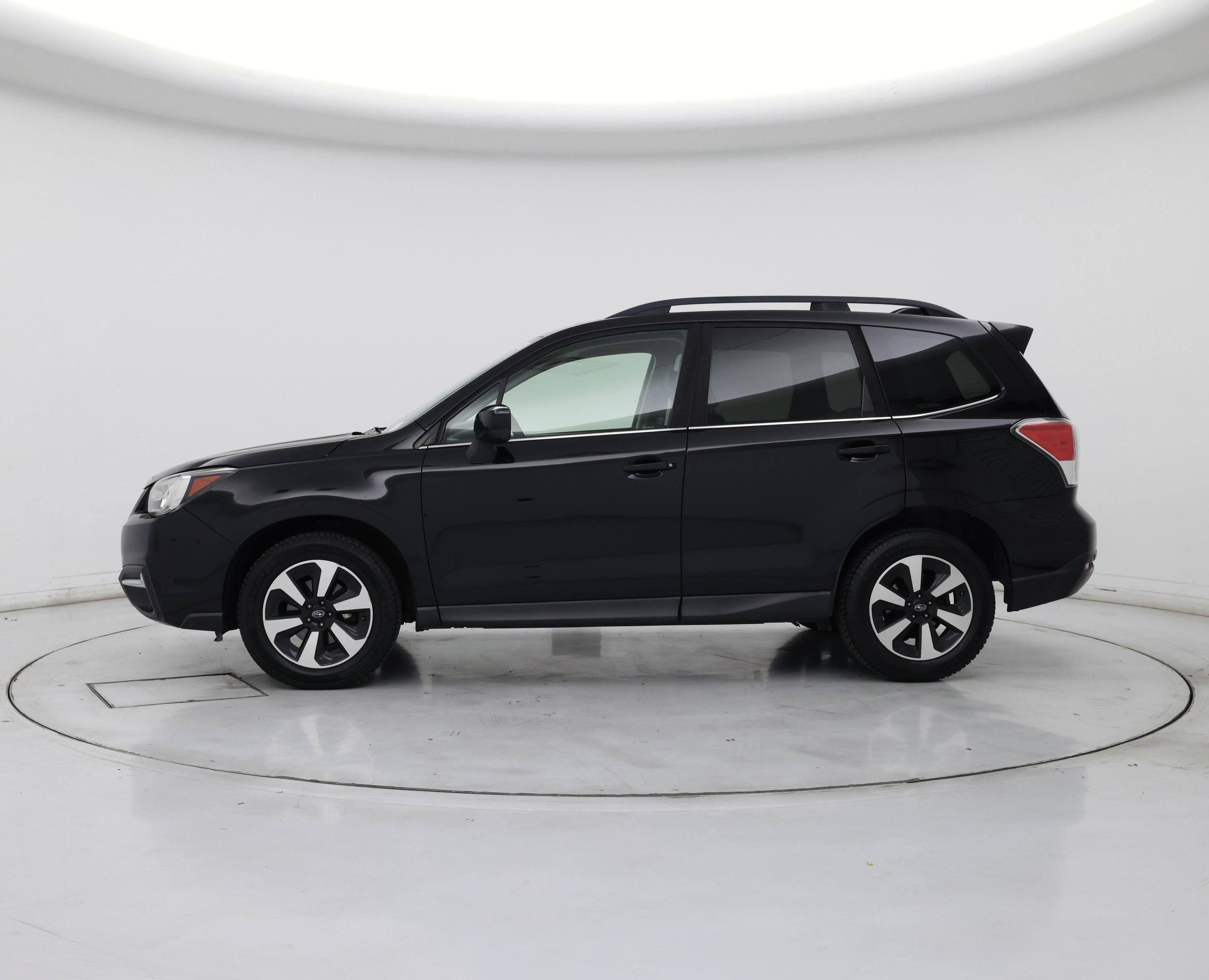Thumbnail: 2017 Subaru Forester - 3