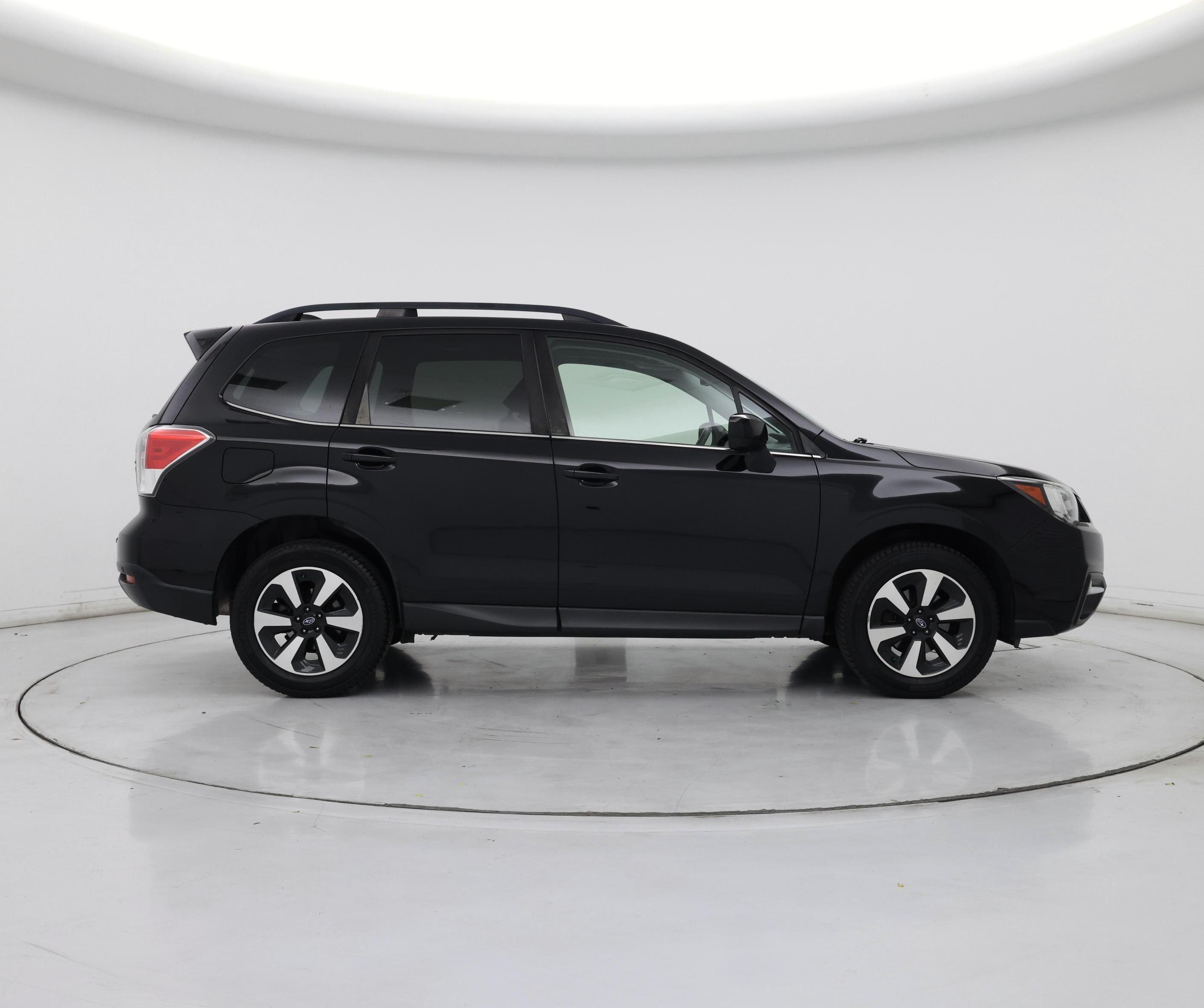 Thumbnail: 2017 Subaru Forester - 7