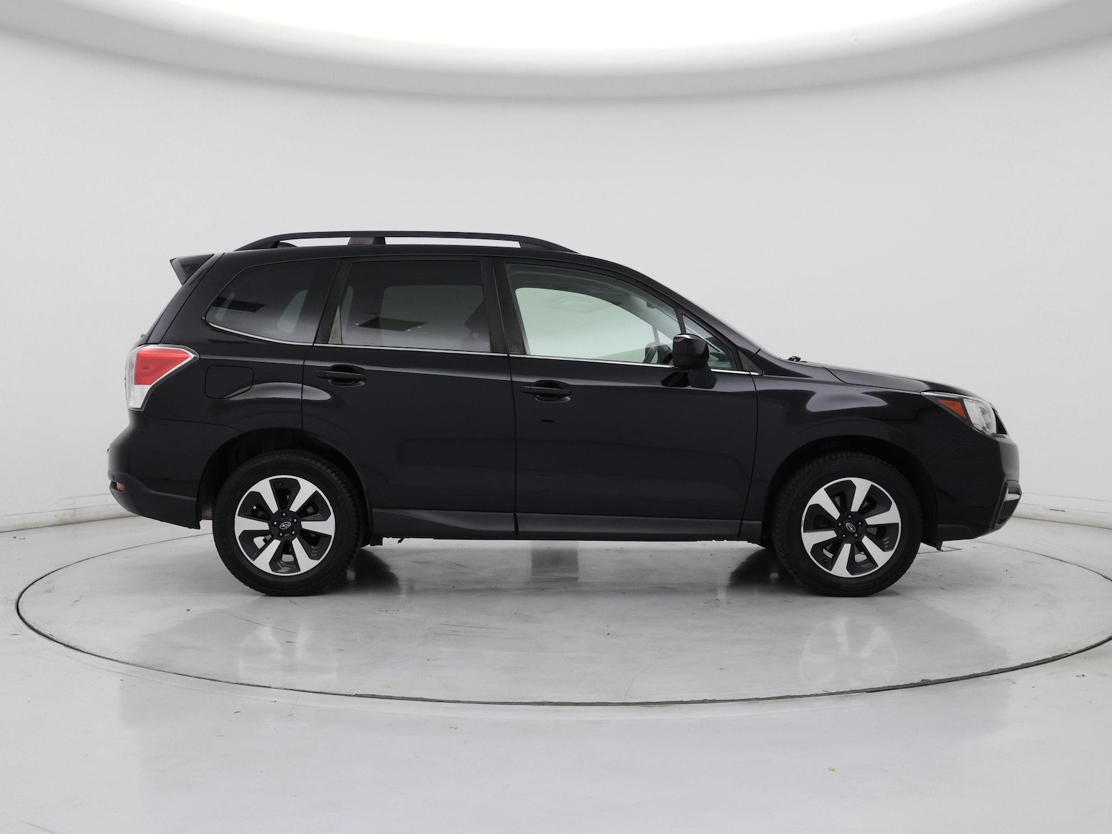 2017 Subaru Forester Limited - Photo 8