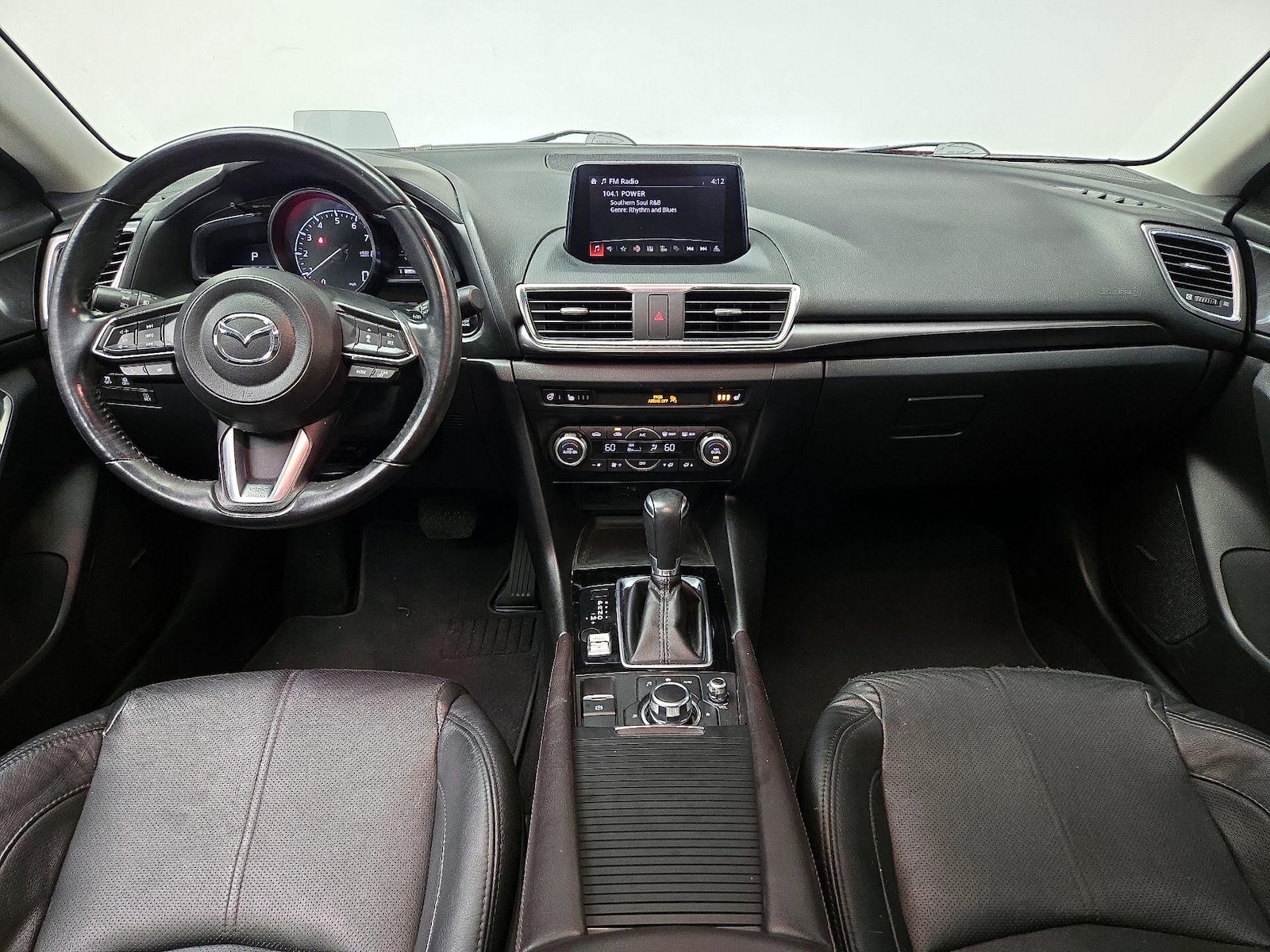 2018 Mazda Mazda3 Grand Touring - Photo 10