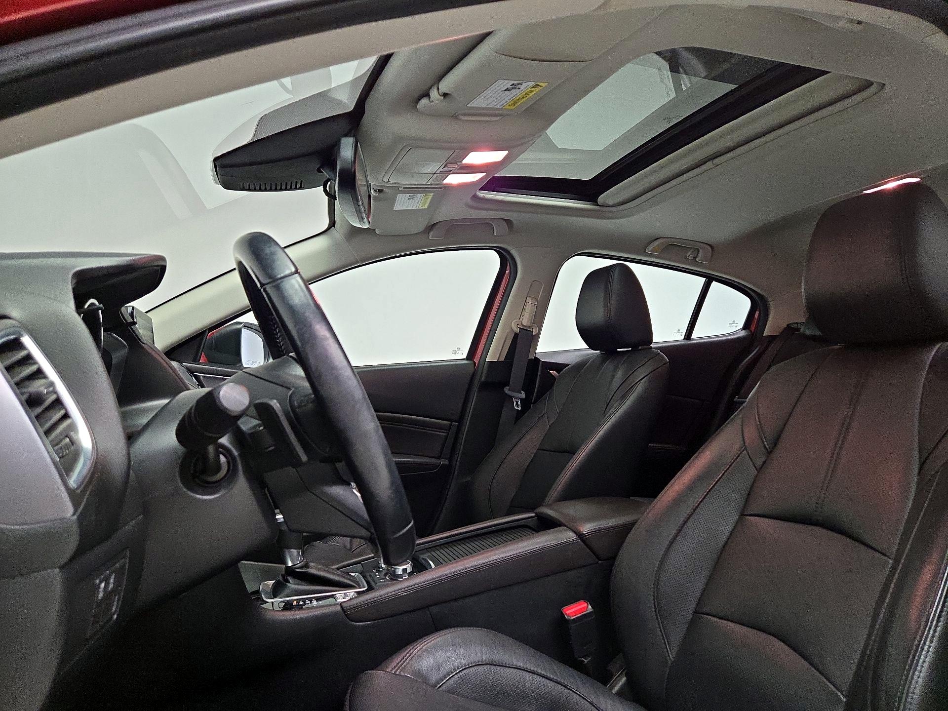 Thumbnail: 2018 Mazda Mazda3 - 20