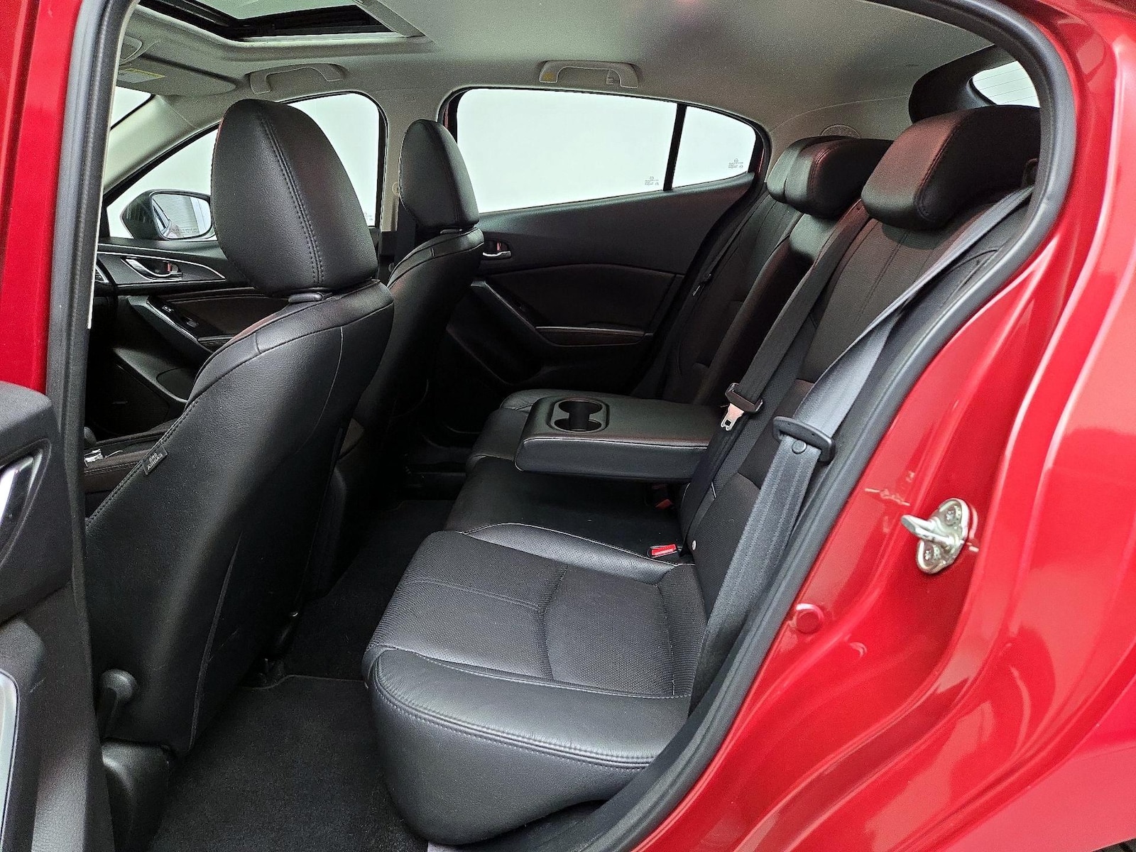 2018 Mazda Mazda3 Grand Touring - Photo 22