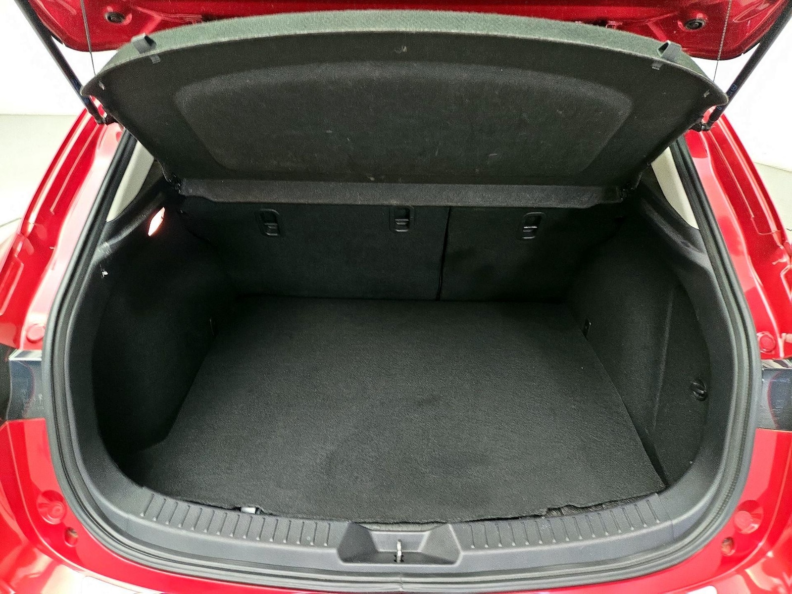 2018 Mazda Mazda3 Grand Touring - Photo 23