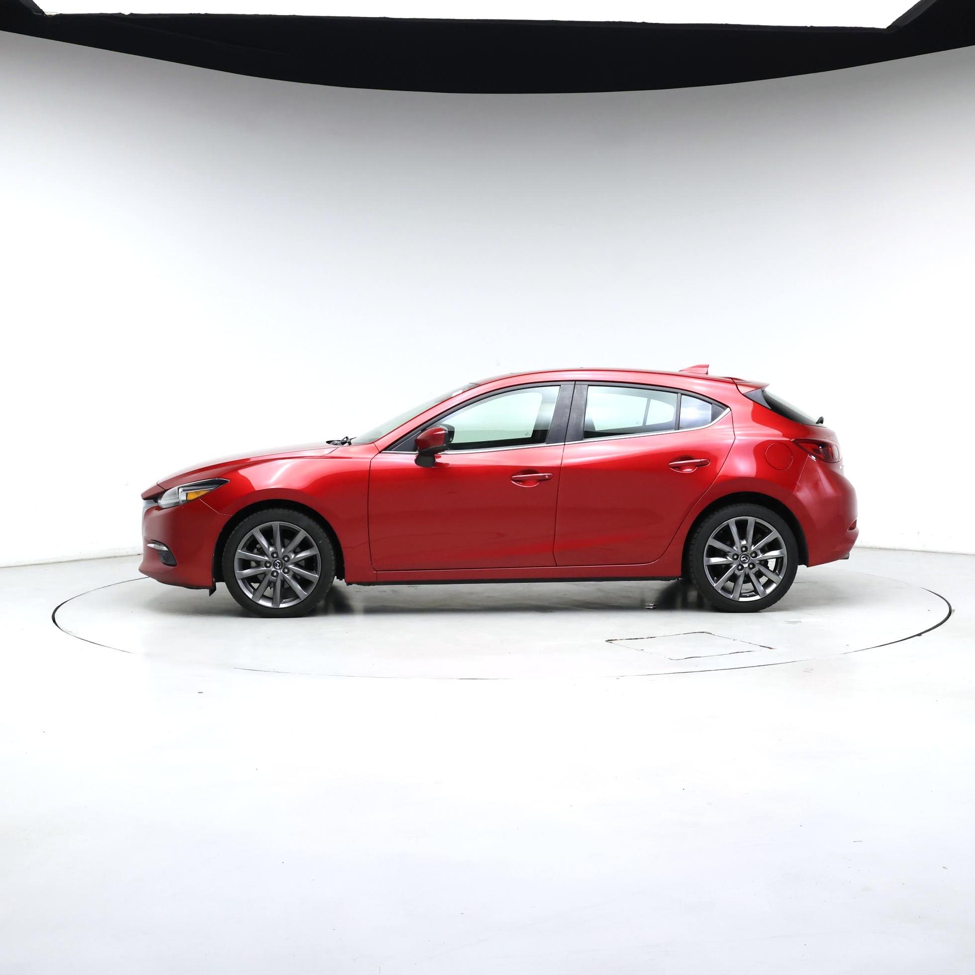 Thumbnail: 2018 Mazda Mazda3 - 3