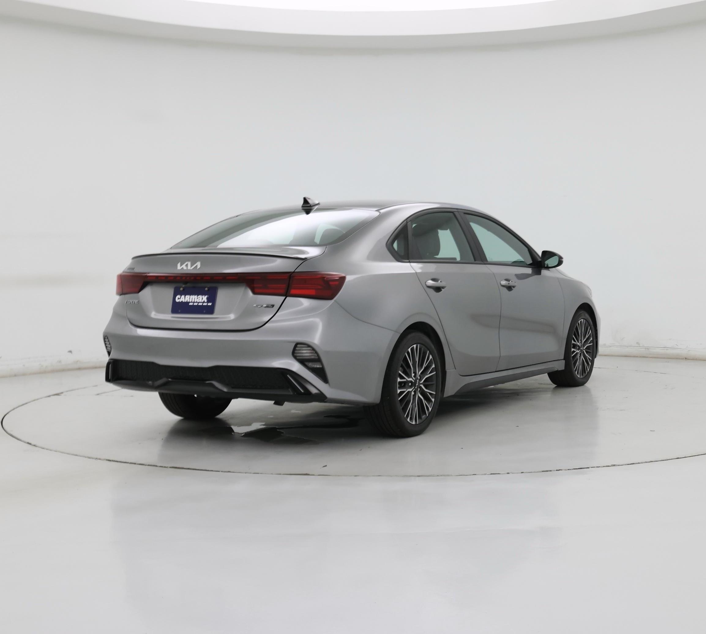 Thumbnail: 2024 Kia Forte - 8