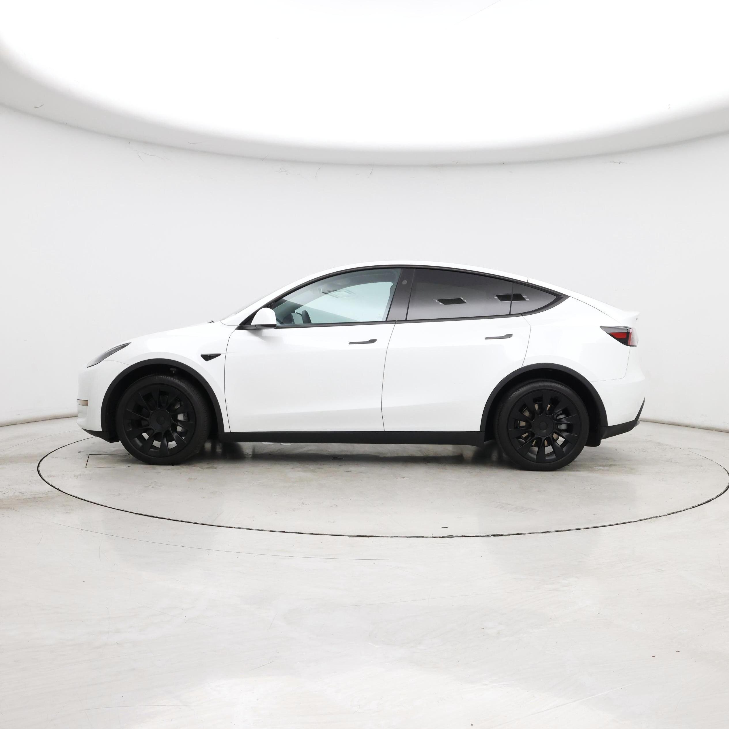 Thumbnail: 2024 Tesla Model Y - 3