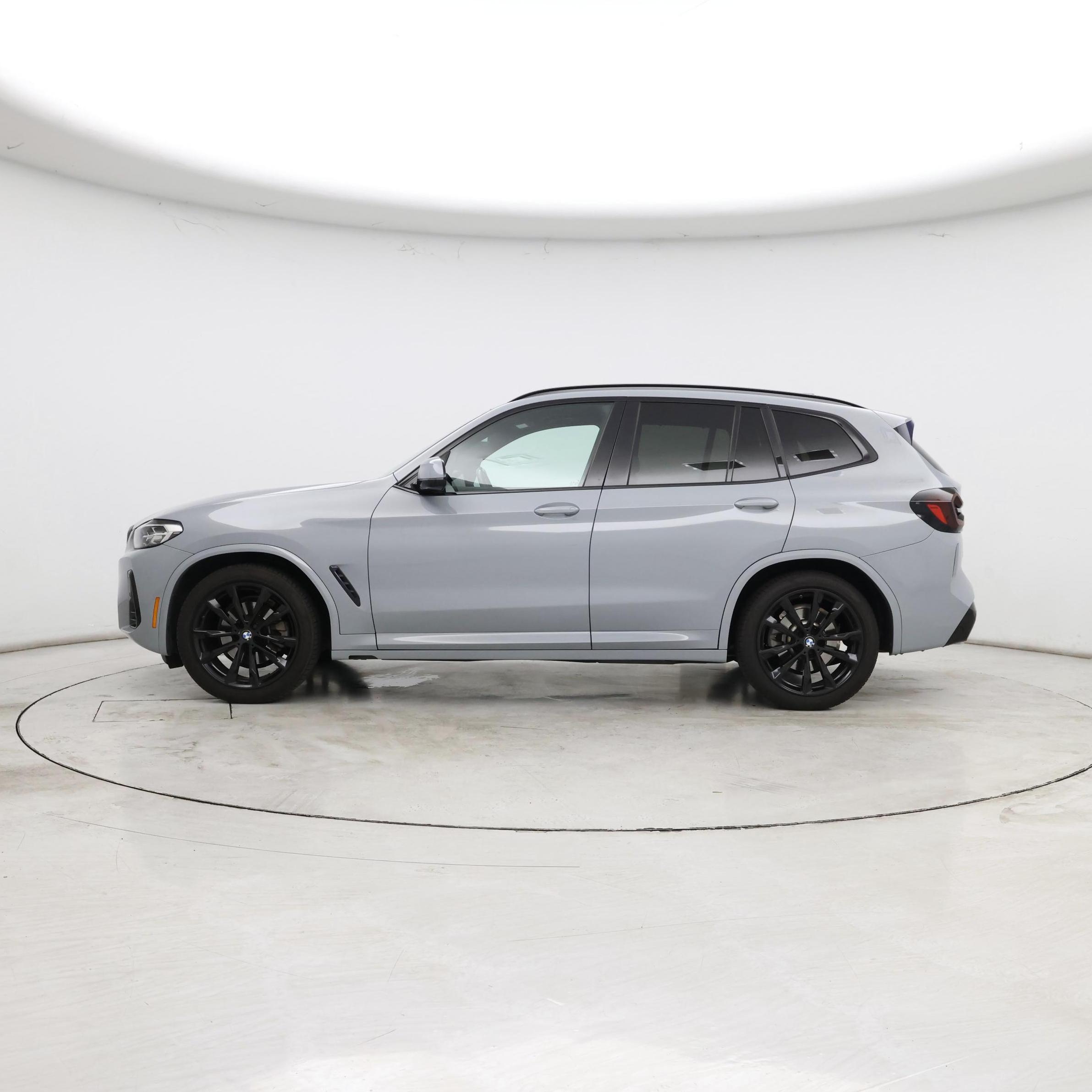 Thumbnail: 2022 BMW X3 - 3