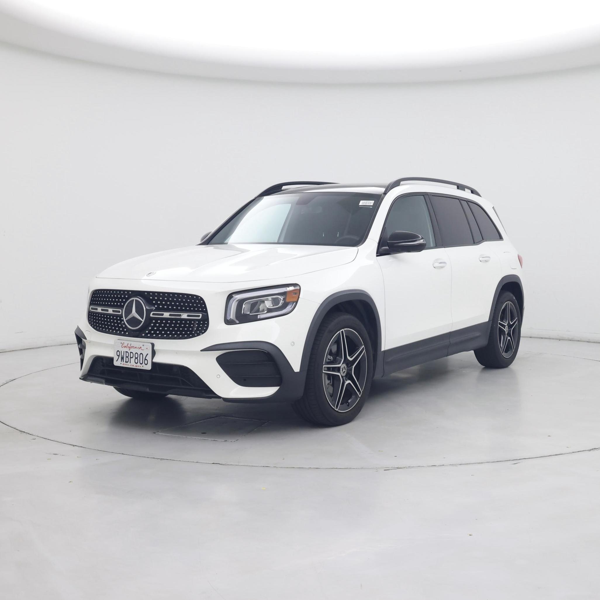 Thumbnail: 2023 Mercedes-Benz GLB - 4
