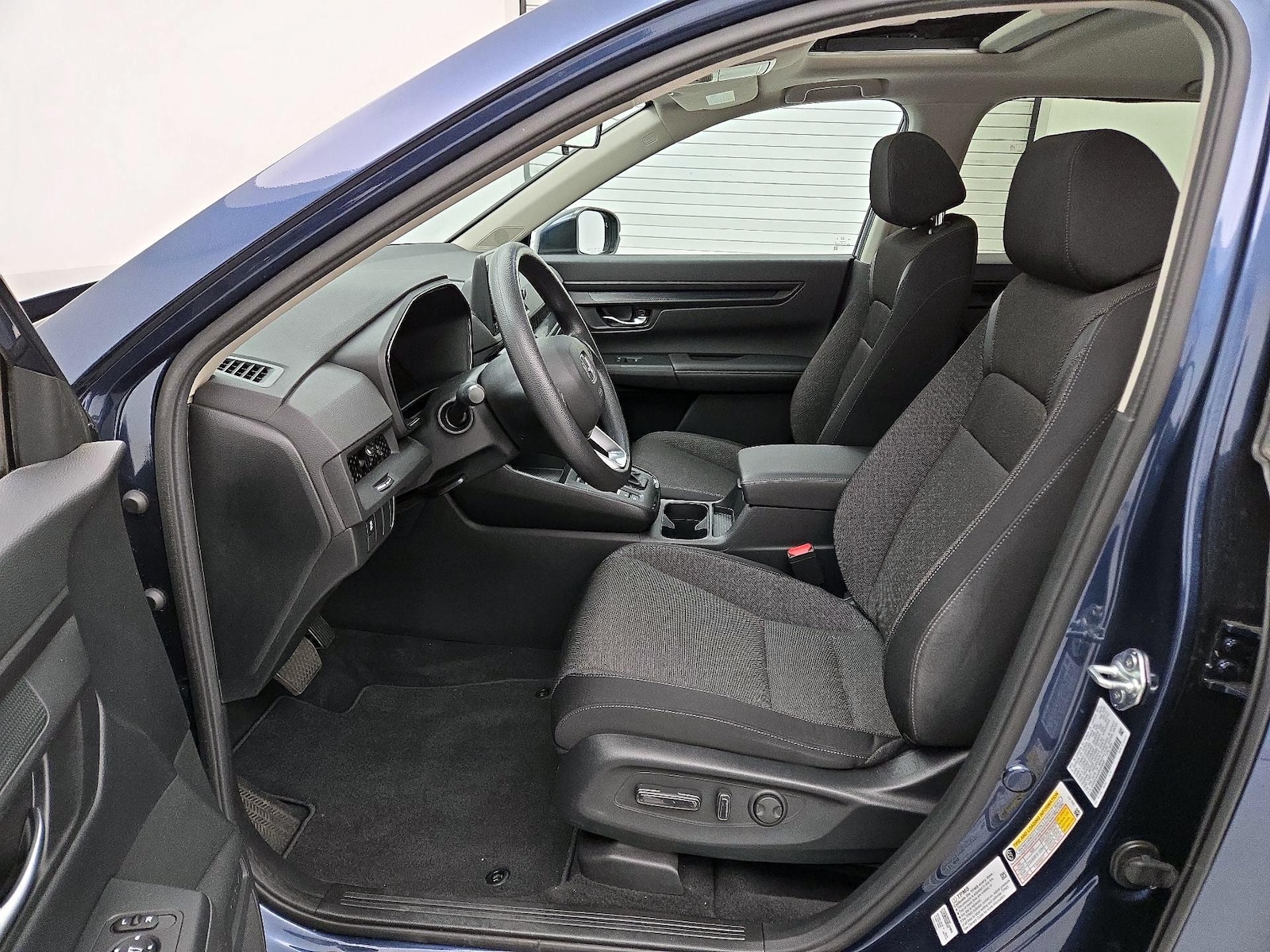 2024 Honda CR-V EX - Photo 12
