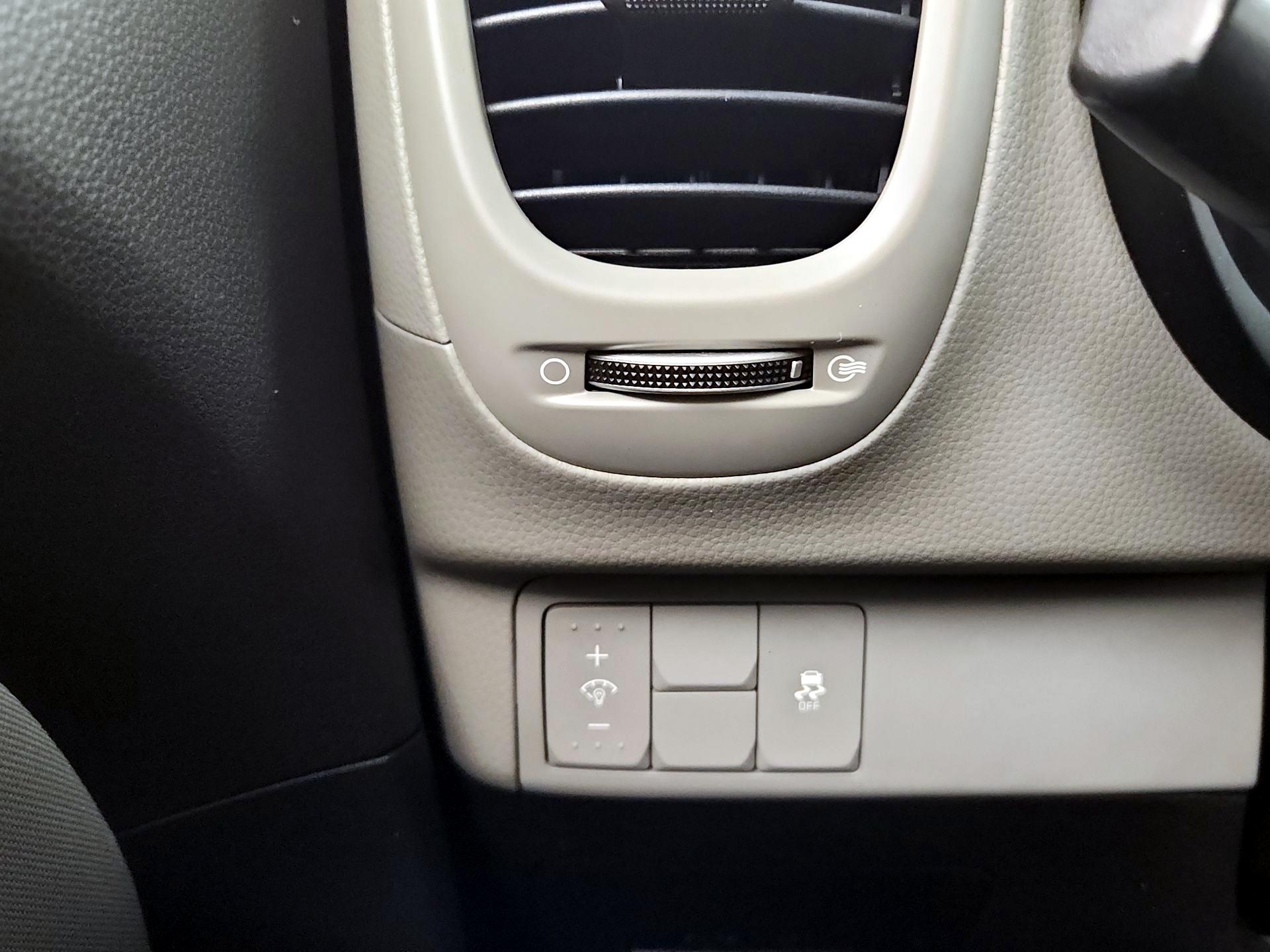 Thumbnail: 2015 Kia Soul - 13