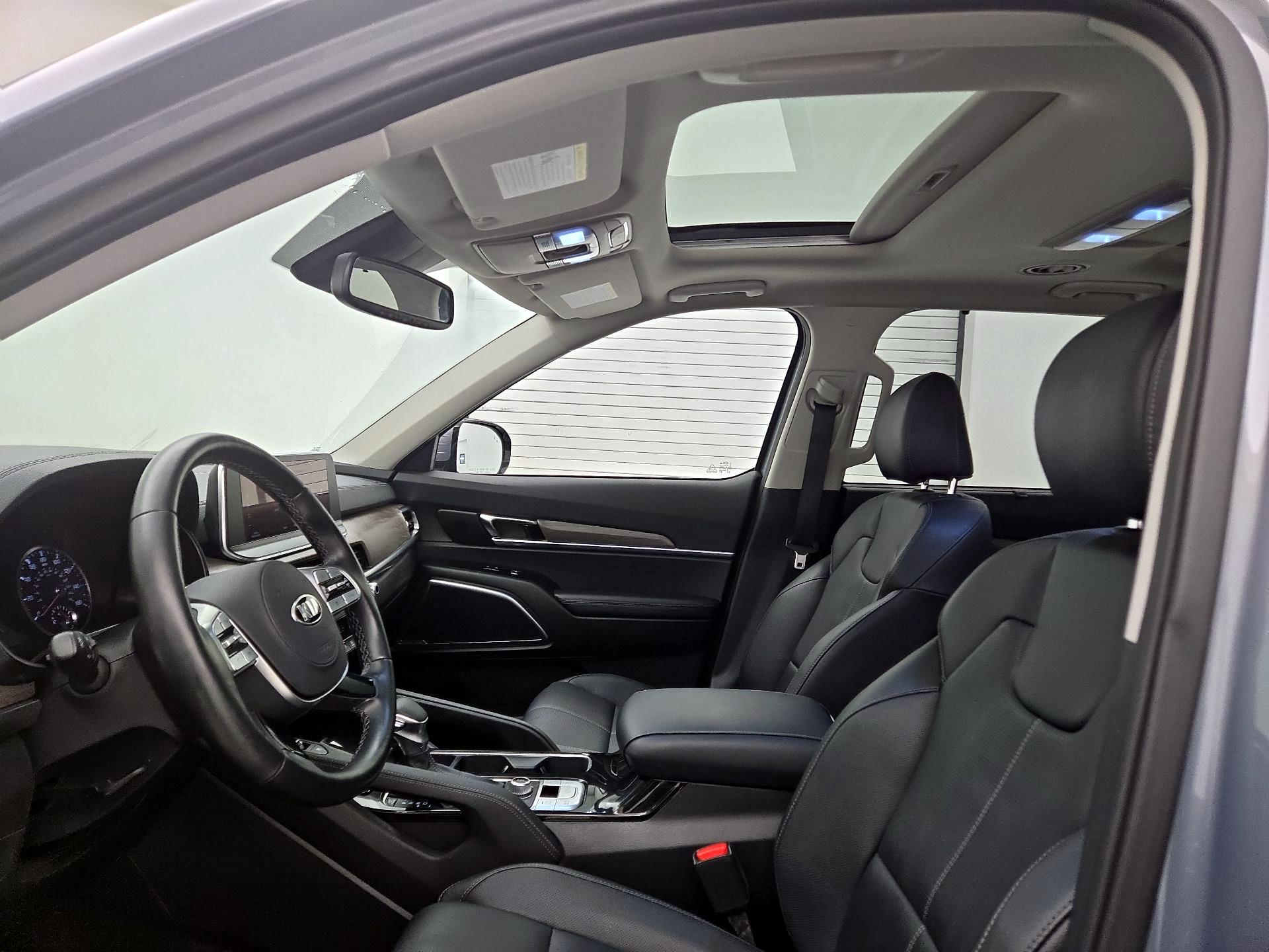 Thumbnail: 2021 Kia Telluride - 19