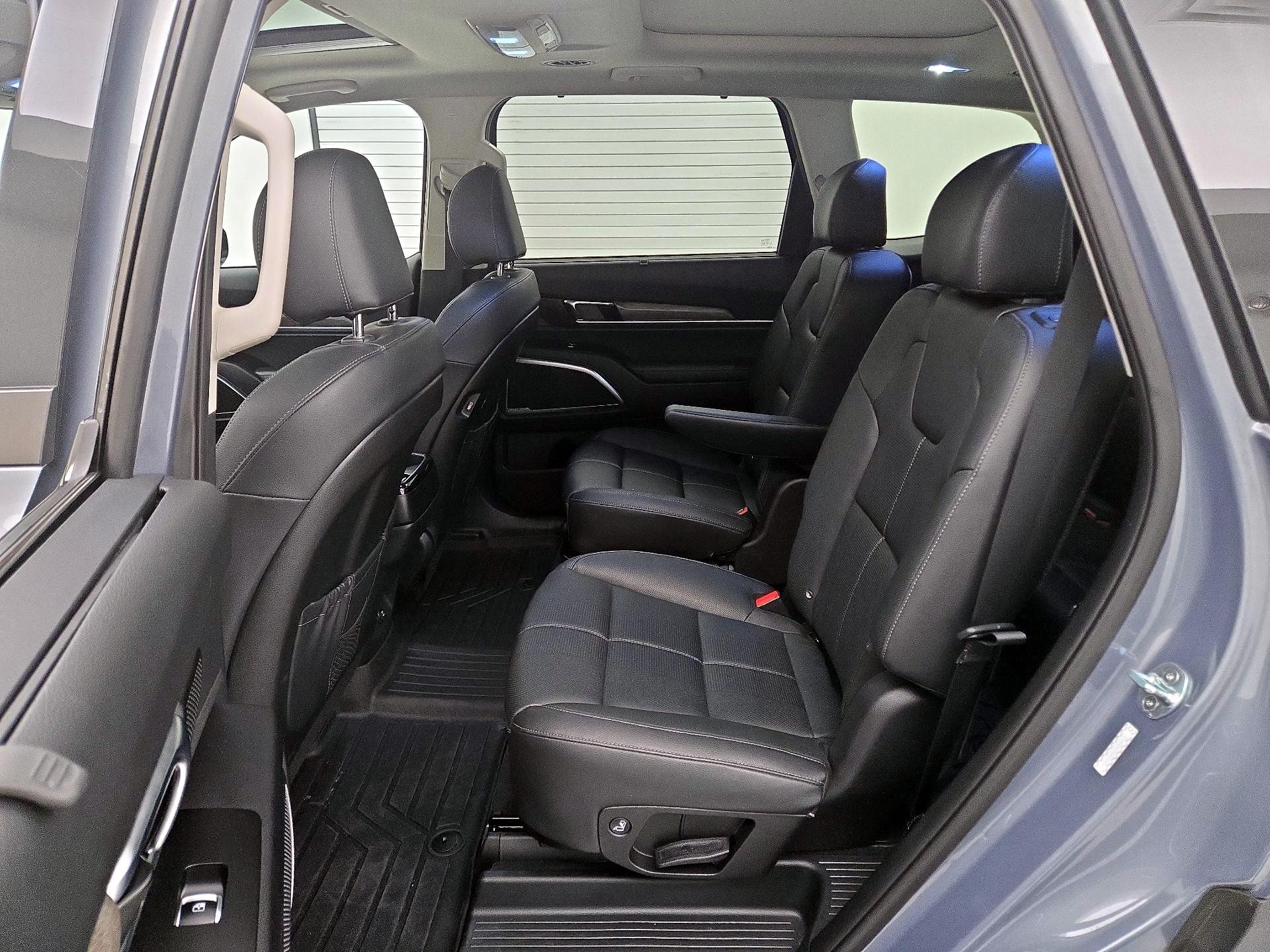 Thumbnail: 2021 Kia Telluride - 20