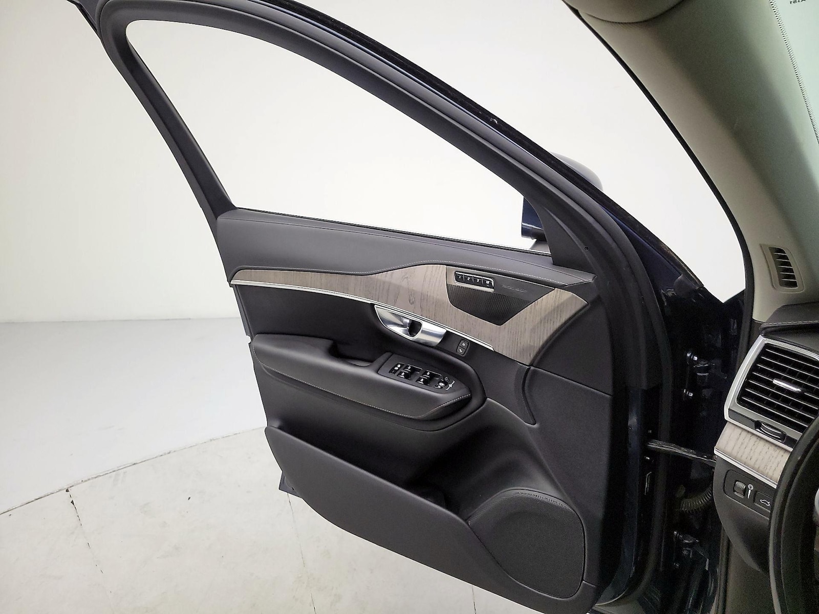 2022 Volvo XC90 Inscription - Photo 13