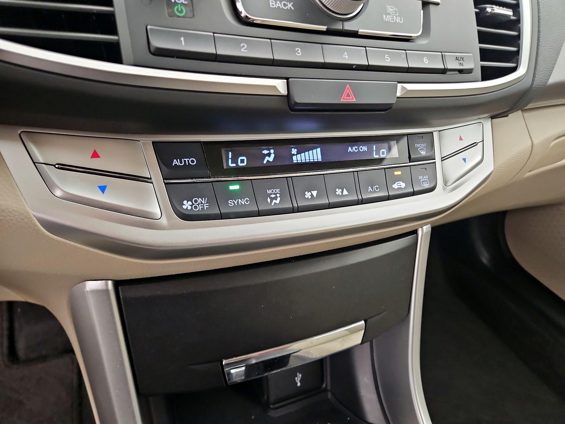 Thumbnail: 2014 Honda Accord - 16