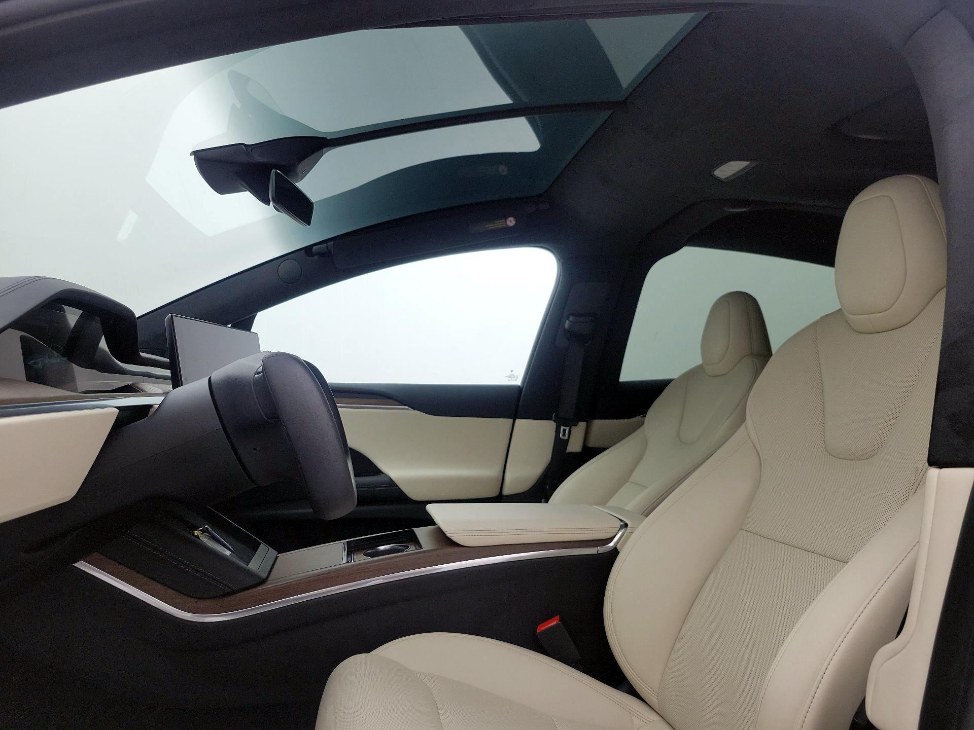 Thumbnail: 2023 Tesla Model X - 19