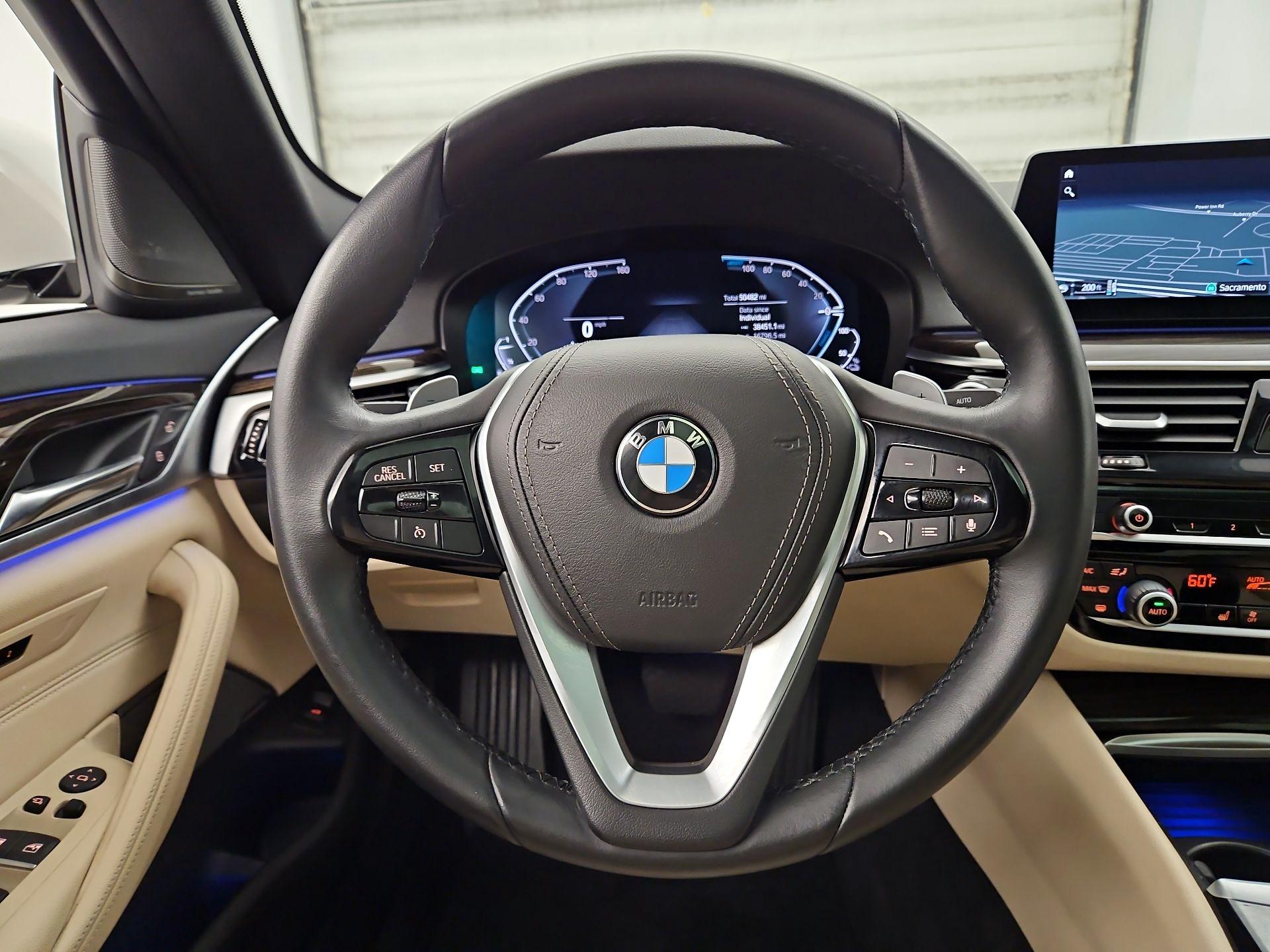 Thumbnail: 2020 BMW 5 Series - 10