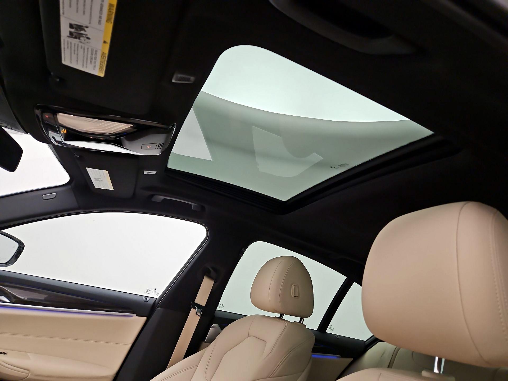 Thumbnail: 2020 BMW 5 Series - 20