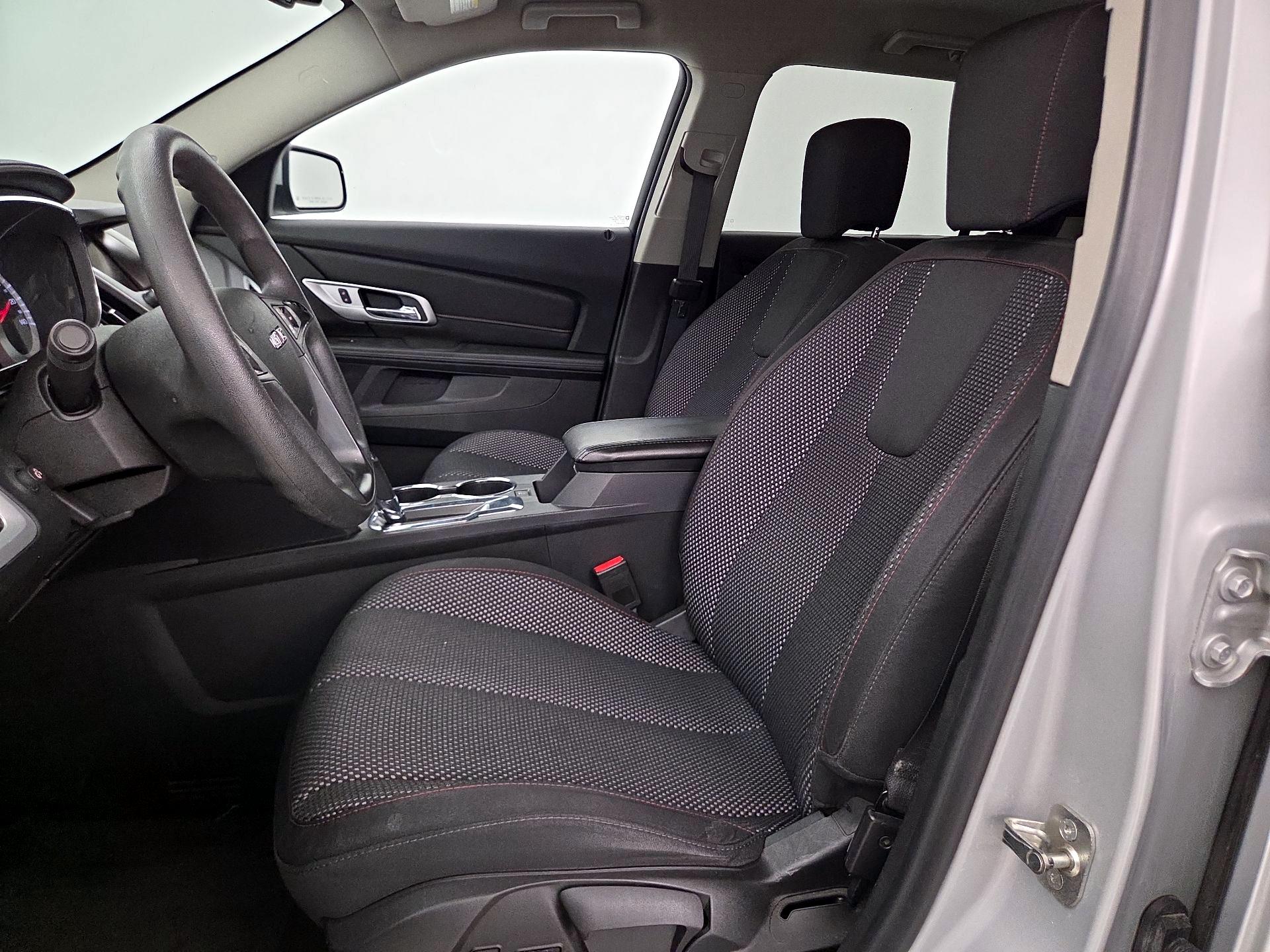 Thumbnail: 2016 GMC Terrain - 11