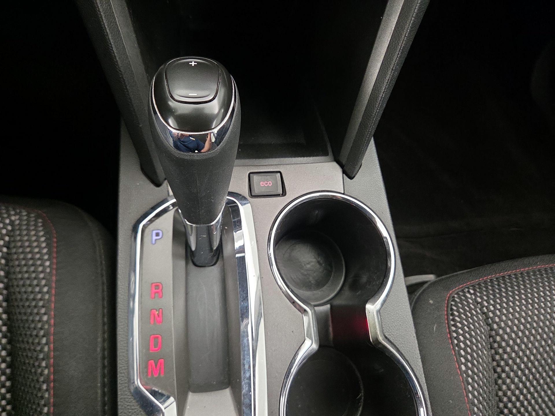 Thumbnail: 2016 GMC Terrain - 16